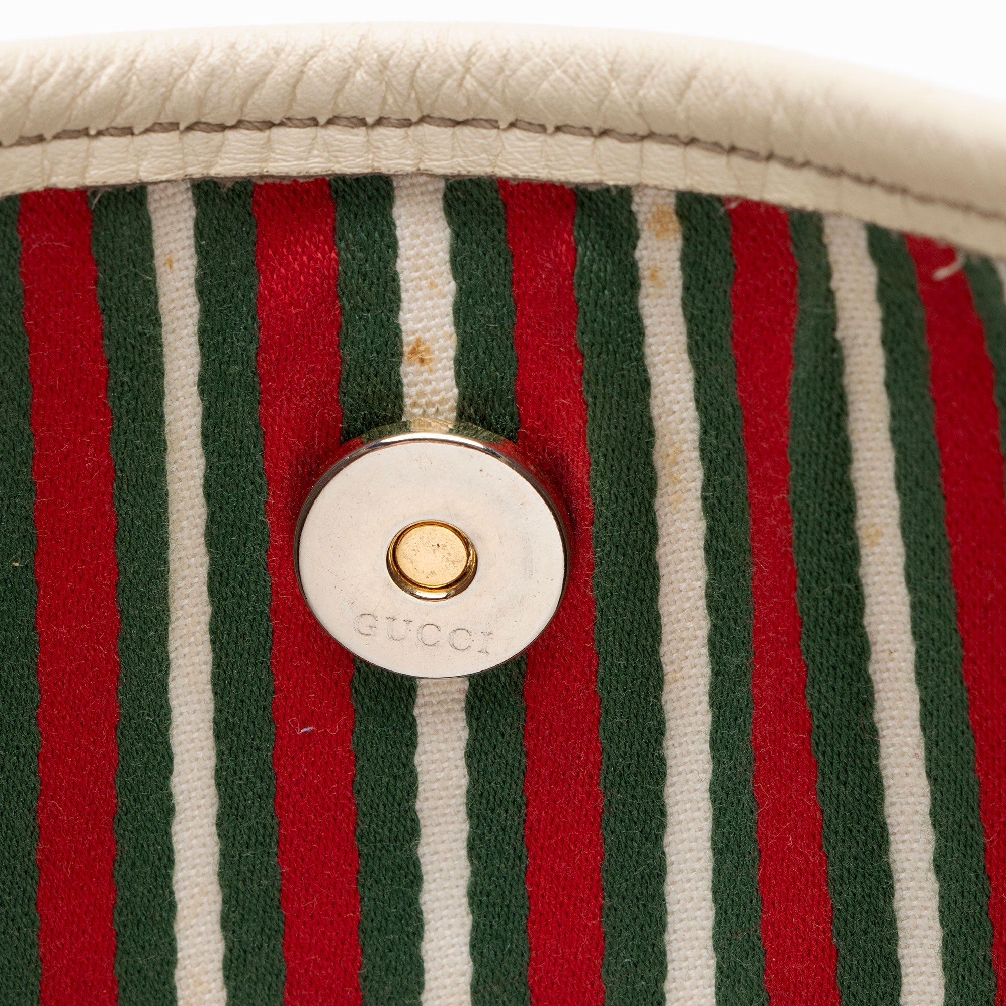 Gucci GG Canvas Britt Medium Hobo (SHF-puVAWm)