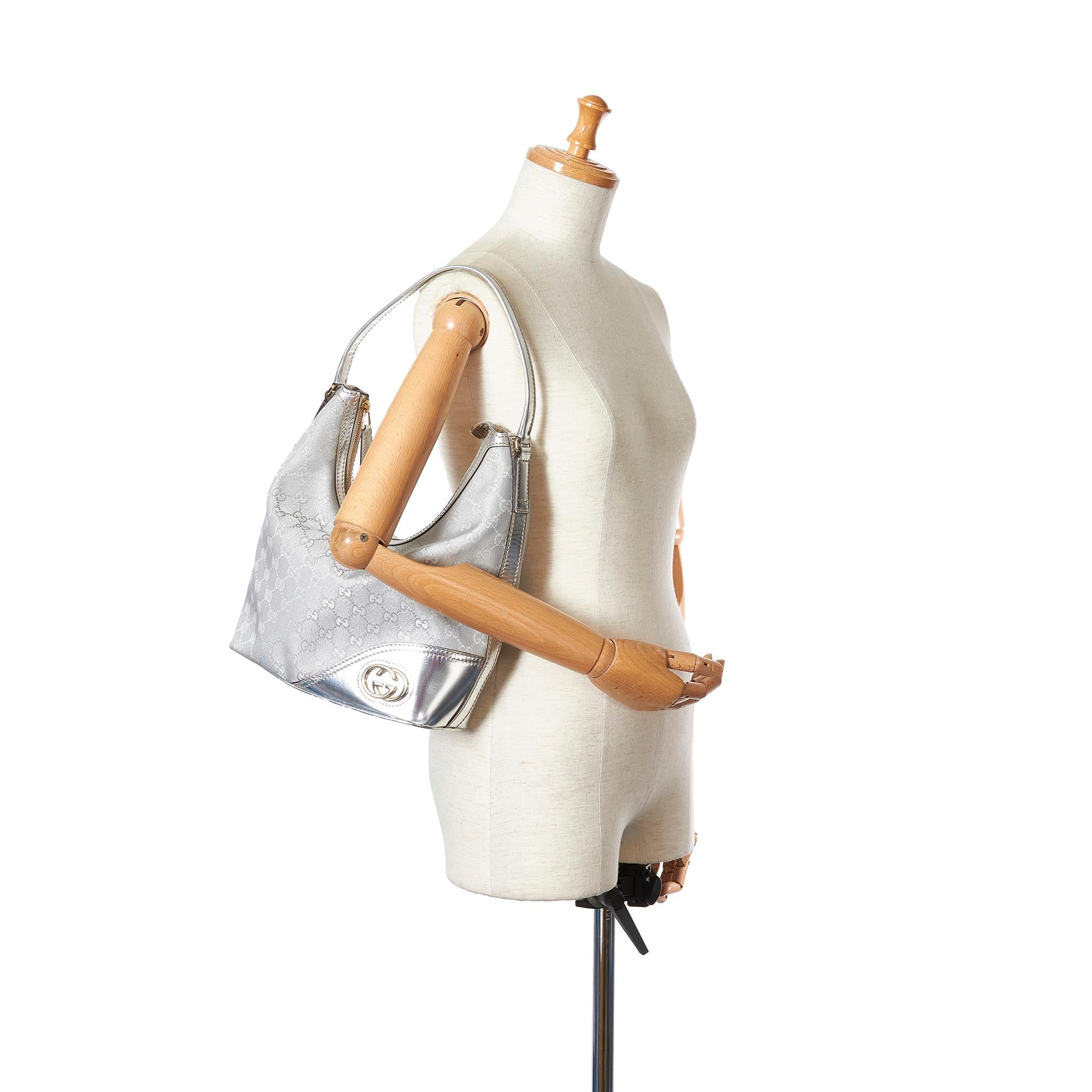 Gucci Gucci Canvas Britt Shoulder Bag (SHG-25901)