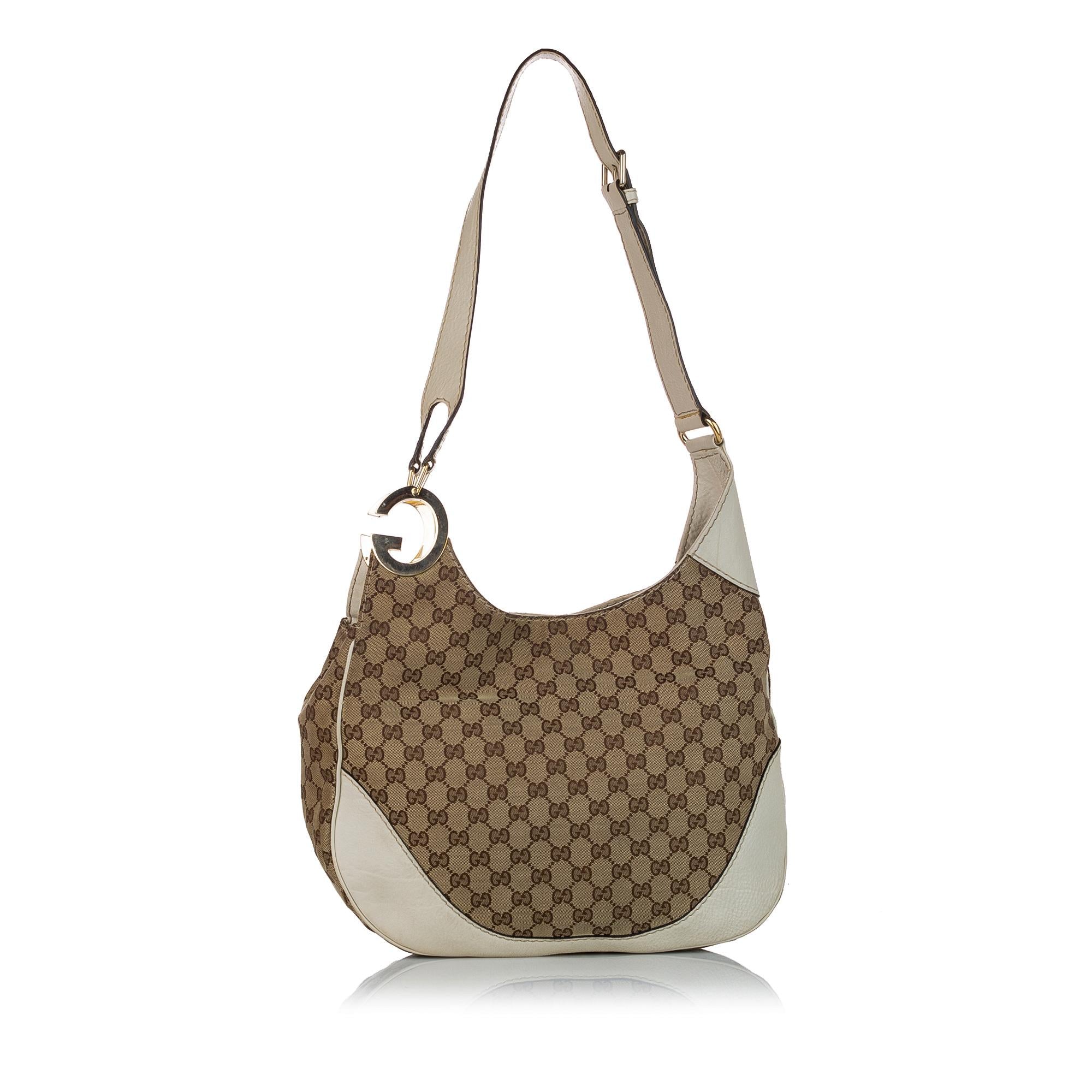 Gucci Gucci Canvas Charlotte Shoulder Bag (SHG-25694)