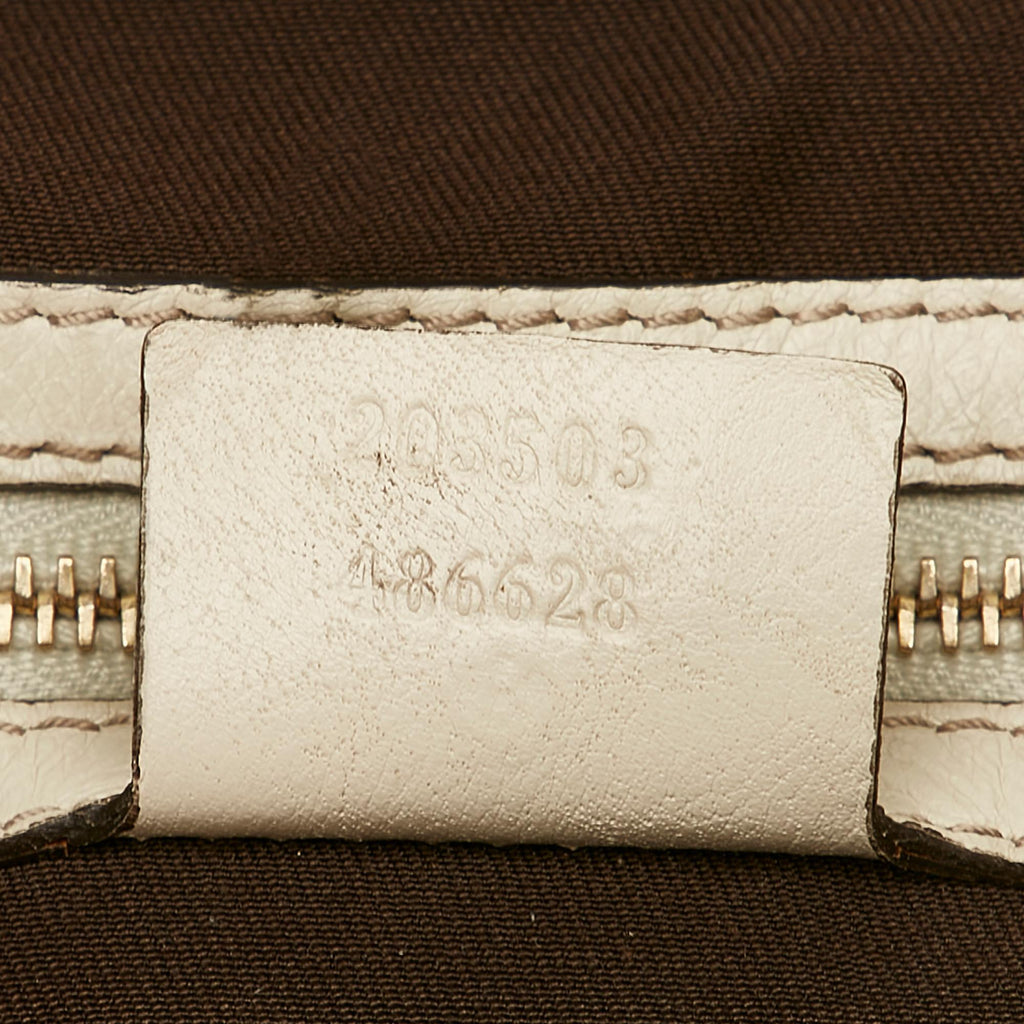Gucci Gucci Canvas Charlotte Shoulder Bag (SHG-26341)