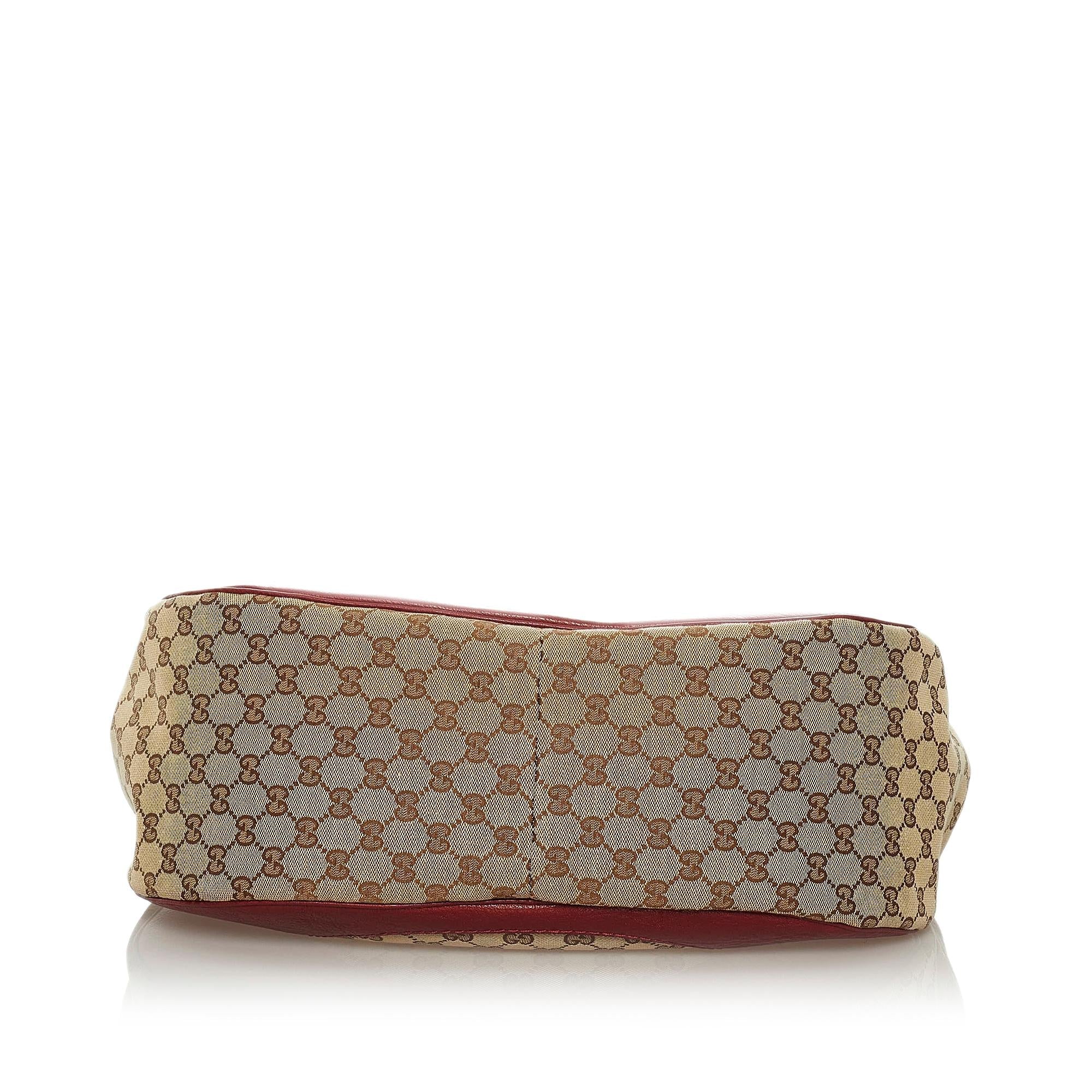 Gucci Gucci Canvas Charlotte Shoulder Bag (SHG-28683)
