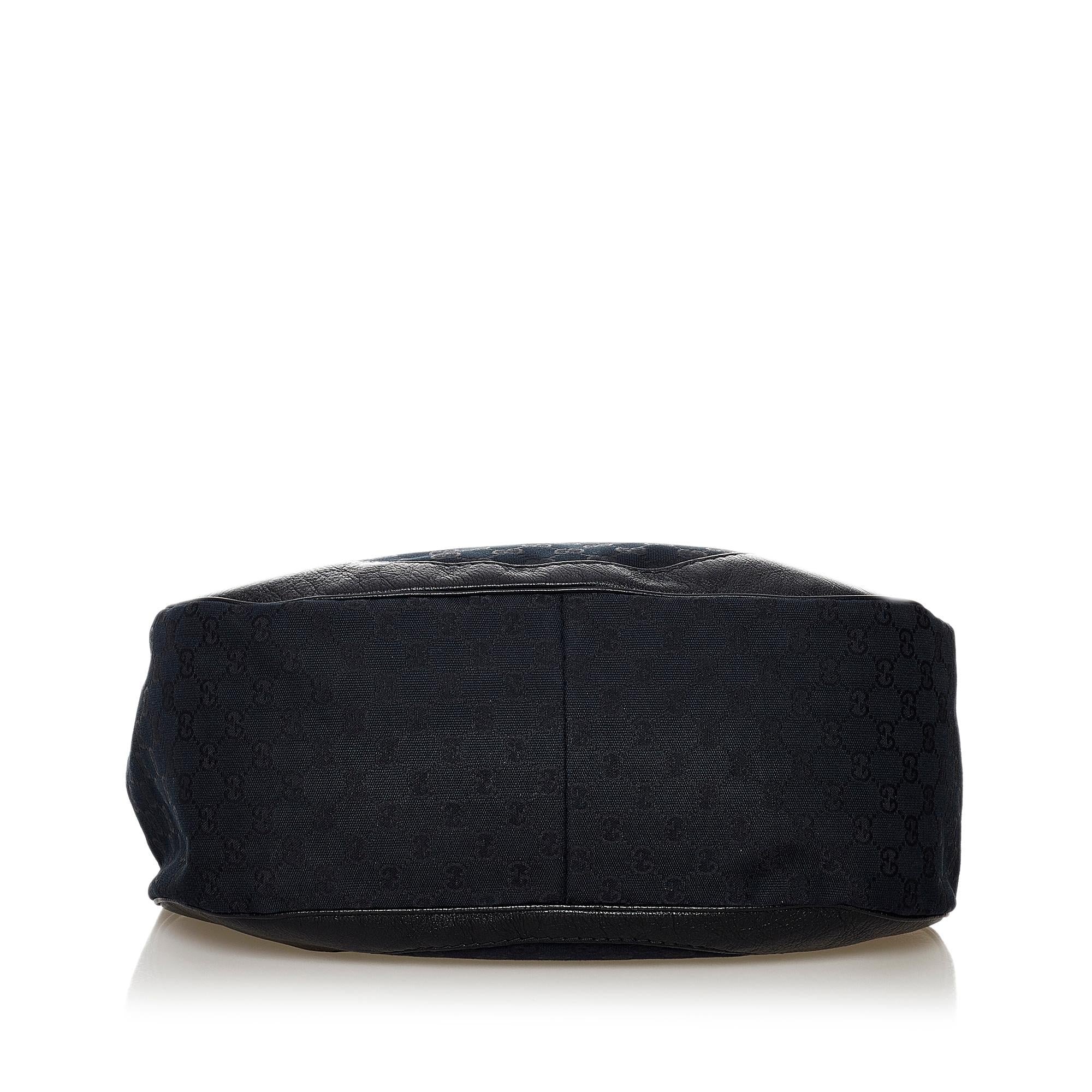 Gucci GG Canvas Charlotte Shoulder Bag (SHG-31412)