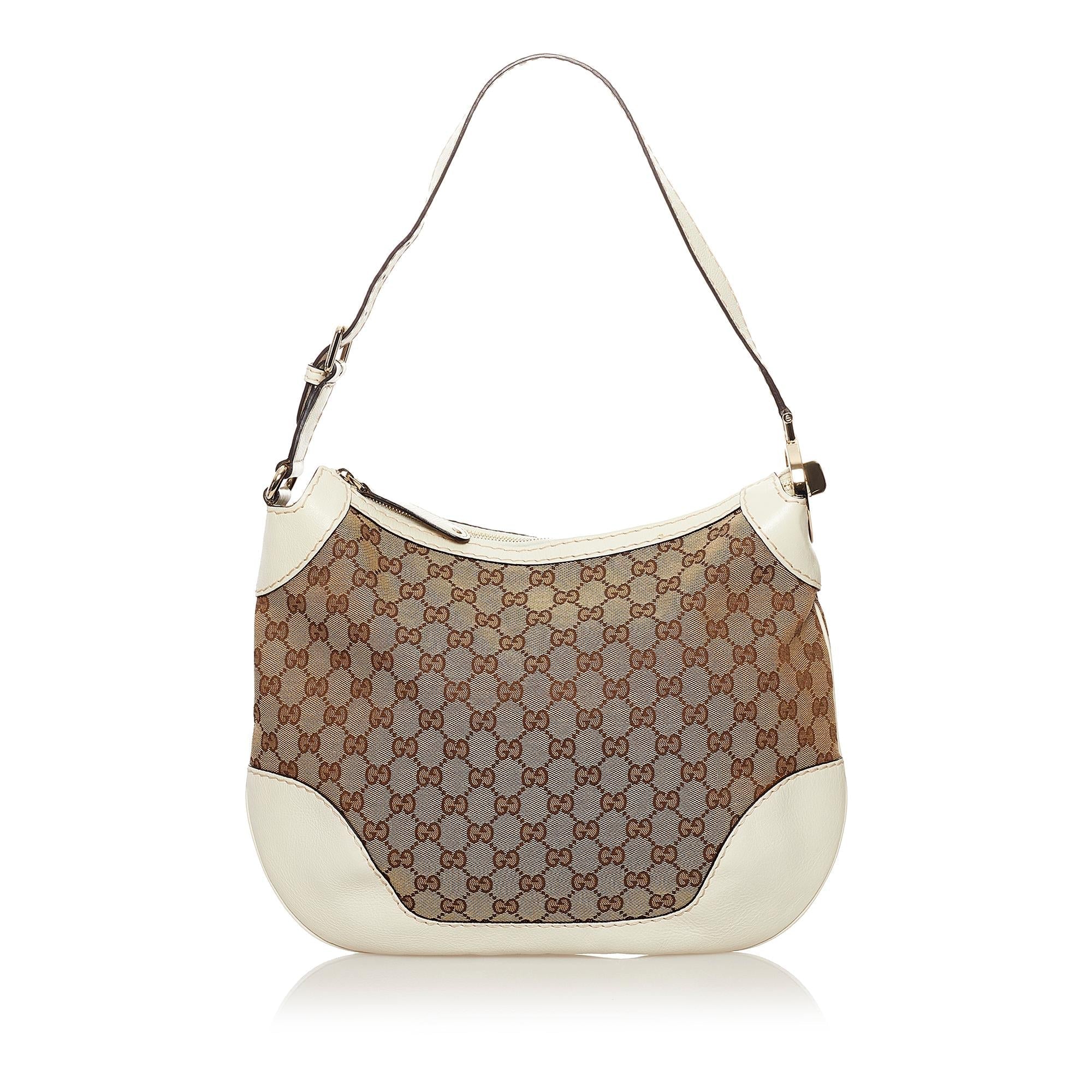 Gucci Gucci Canvas Charlotte Shoulder Bag (SHG-32682)