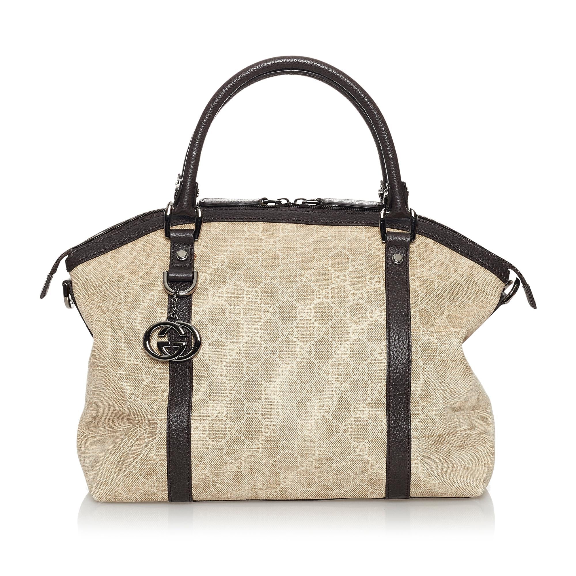 Gucci Gucci Canvas Charm Dome Satchel (SHG-30969)