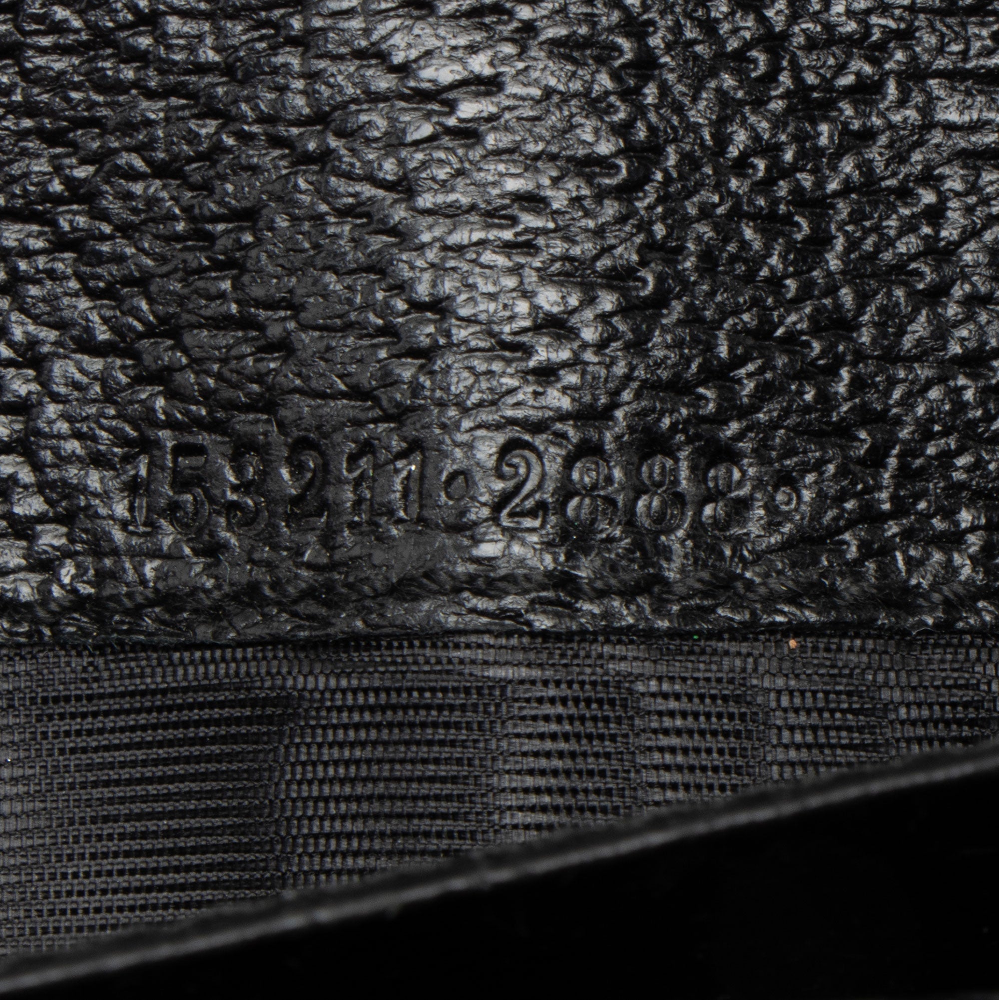Gucci GG Canvas Charmy ContinLBtal Wallet