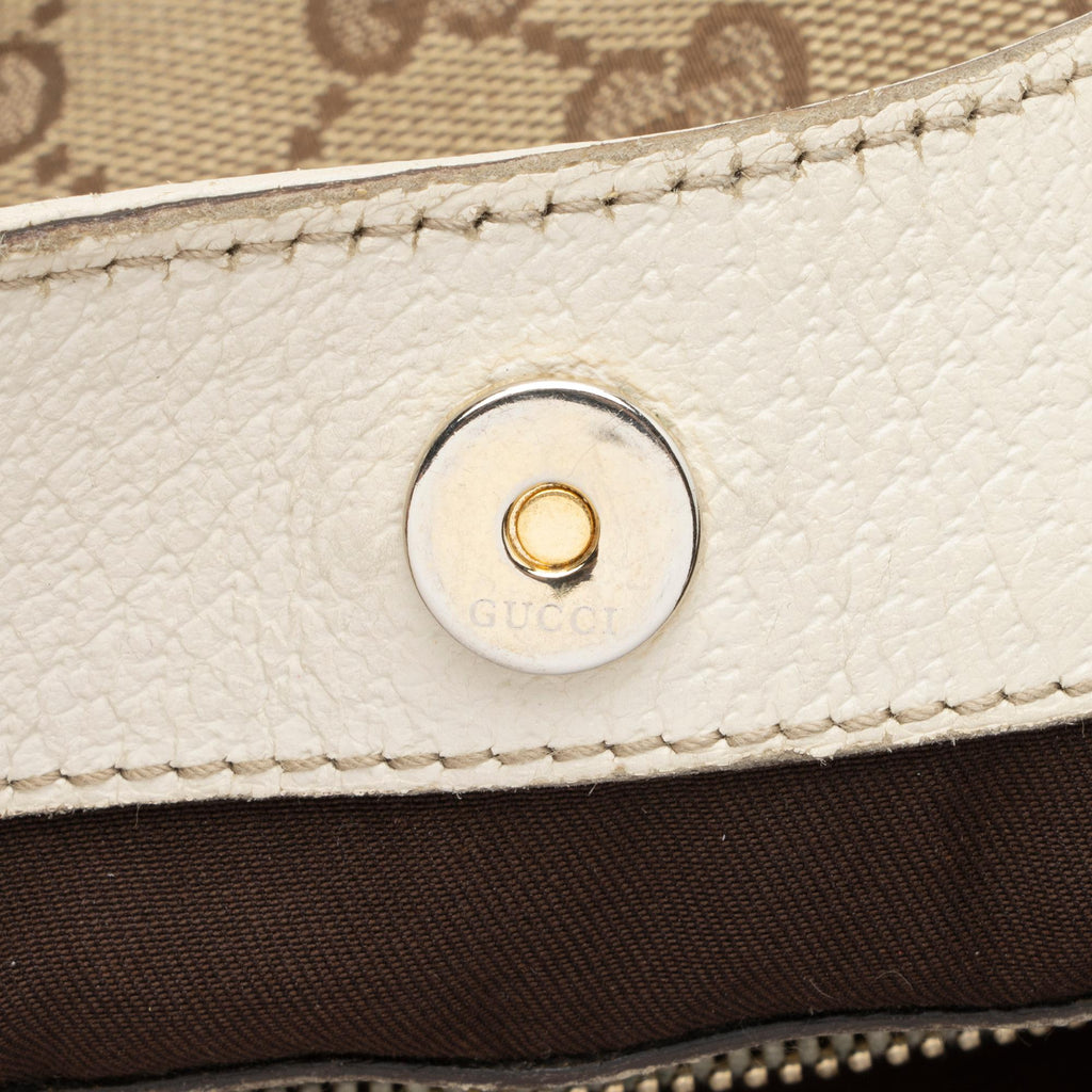 Gucci GG Canvas Charmy Medium Shoulder Bag (SHF-23740)