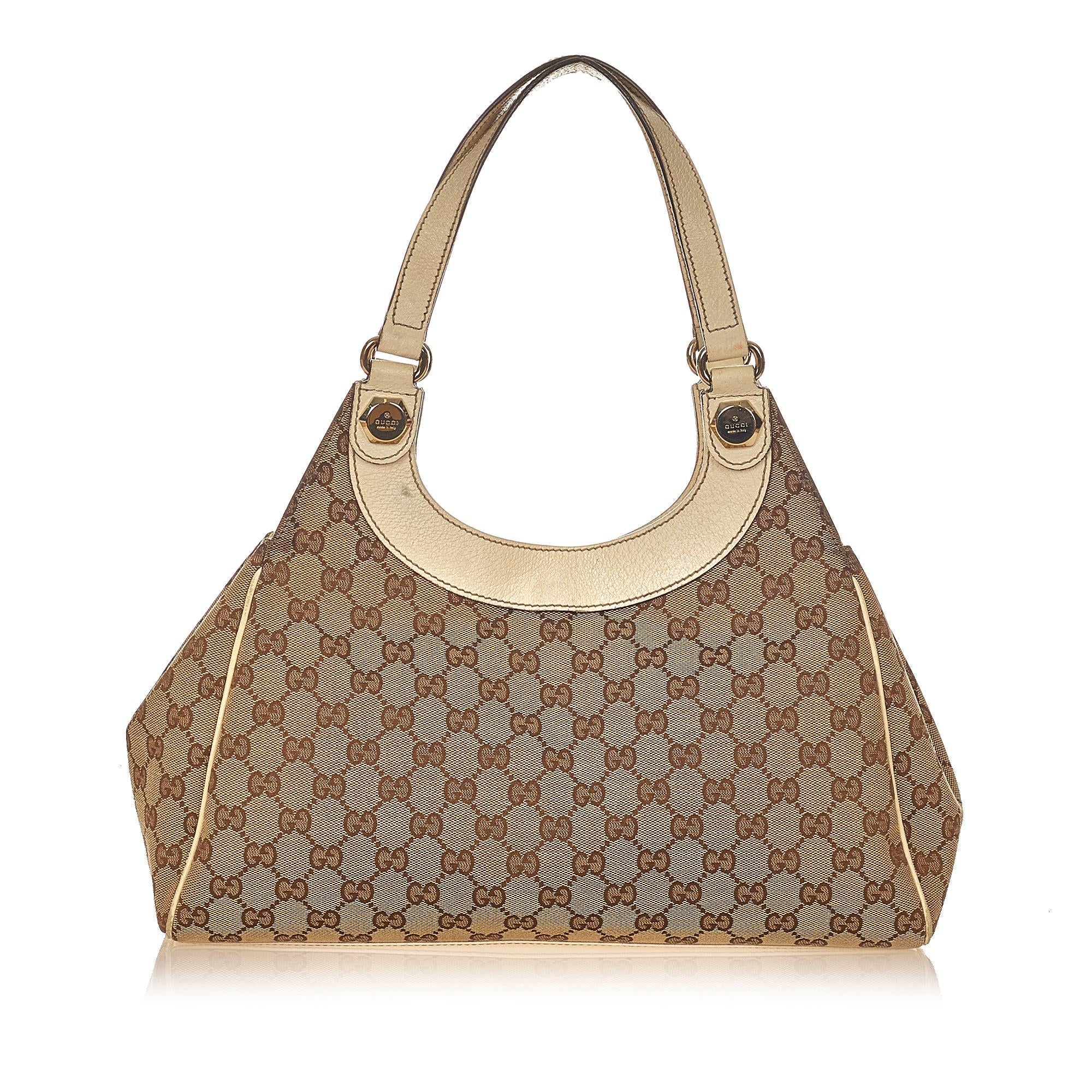 Gucci Gucci Canvas Charmy Shoulder Bag (SHG-26010)