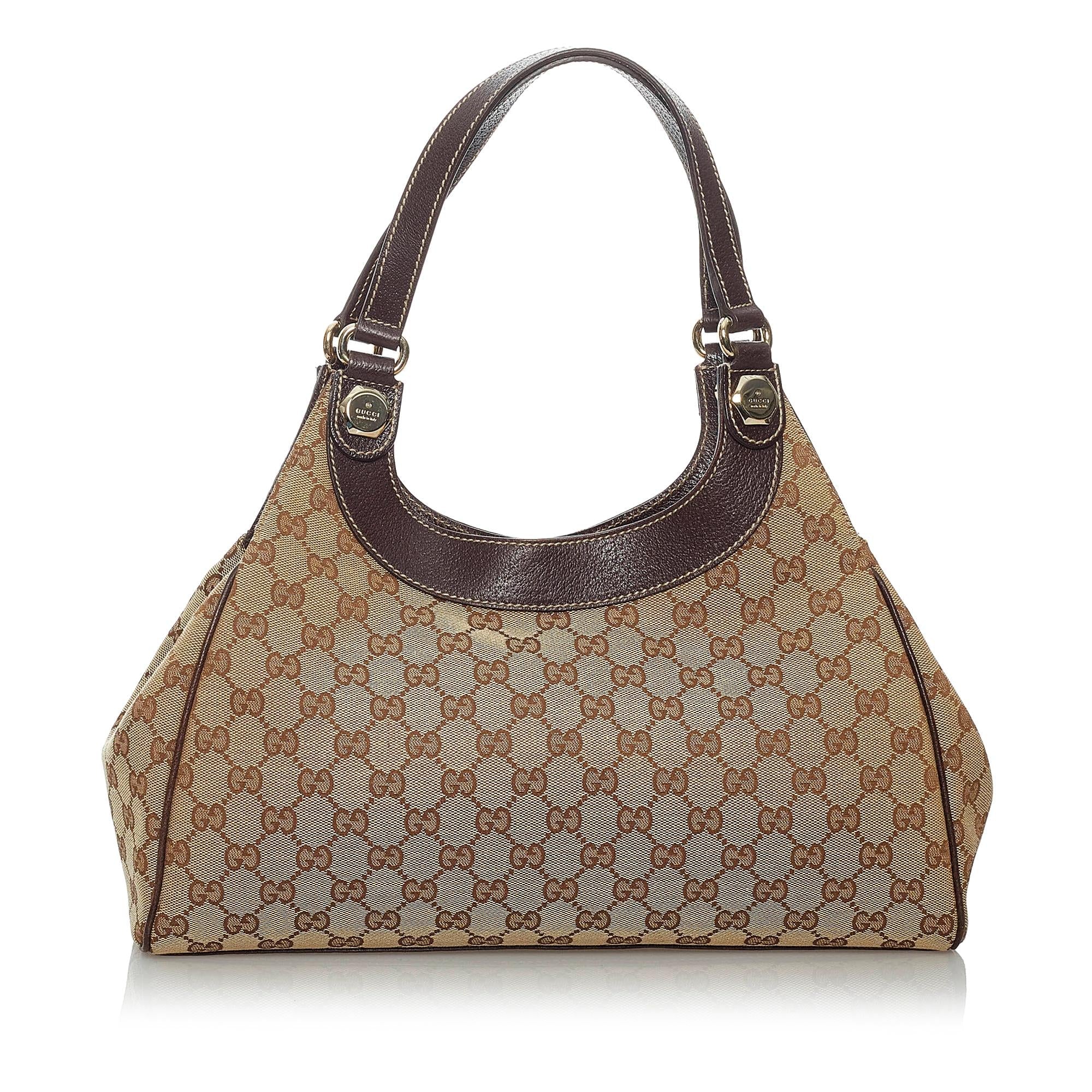 Gucci Gucci Canvas Charmy Shoulder Bag (SHG-29429)
