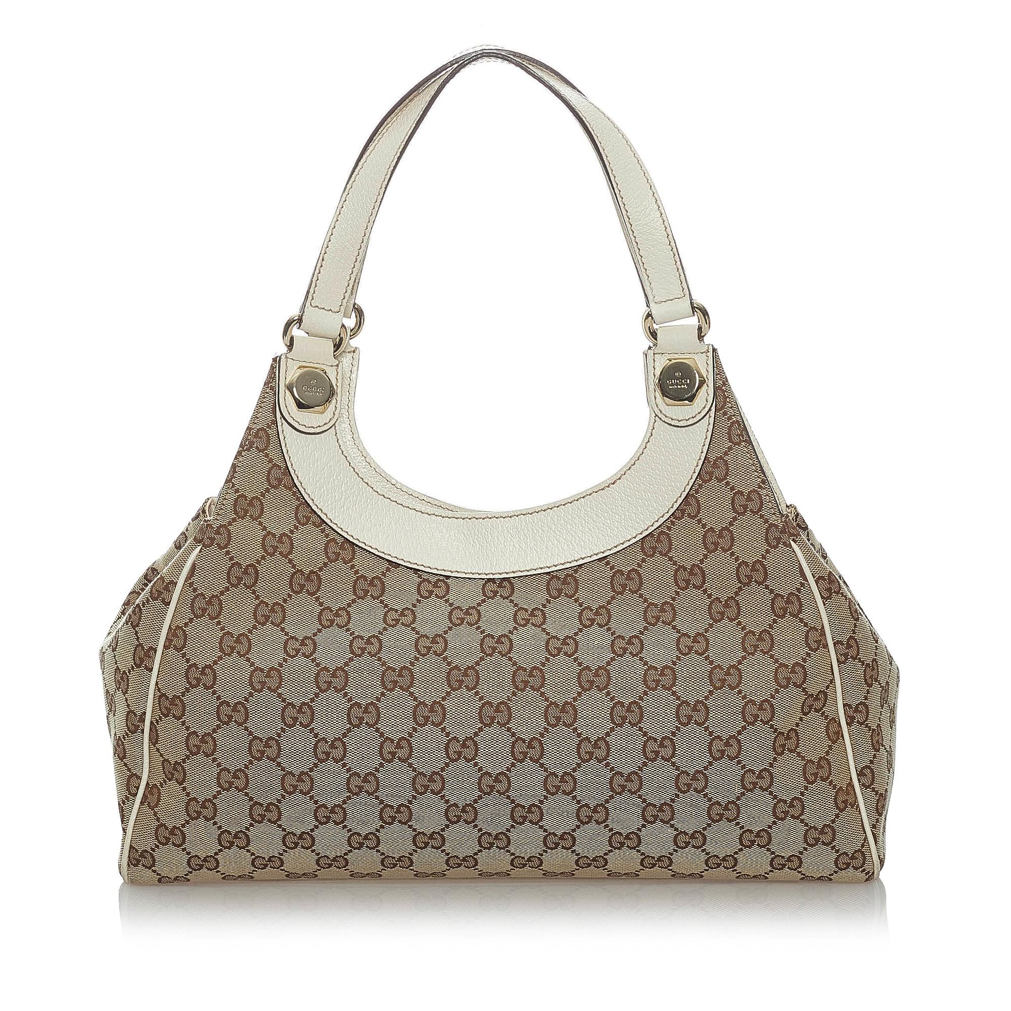 Gucci Gucci Canvas Charmy Shoulder Bag (SHG-30421)