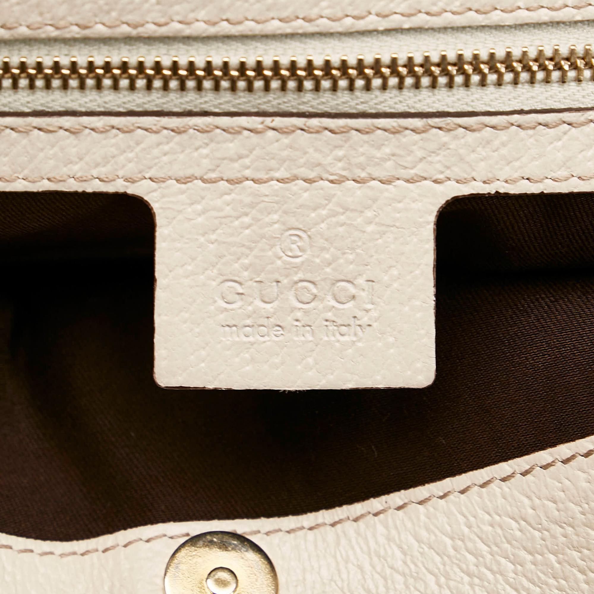 Gucci Gucci Canvas Charmy Shoulder Bag (SHG-30421)