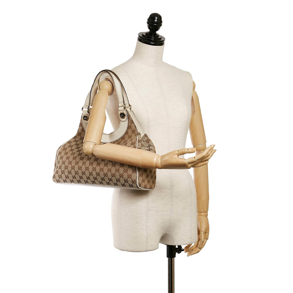 Gucci Gucci Canvas Charmy Shoulder Bag (SHG-30421)