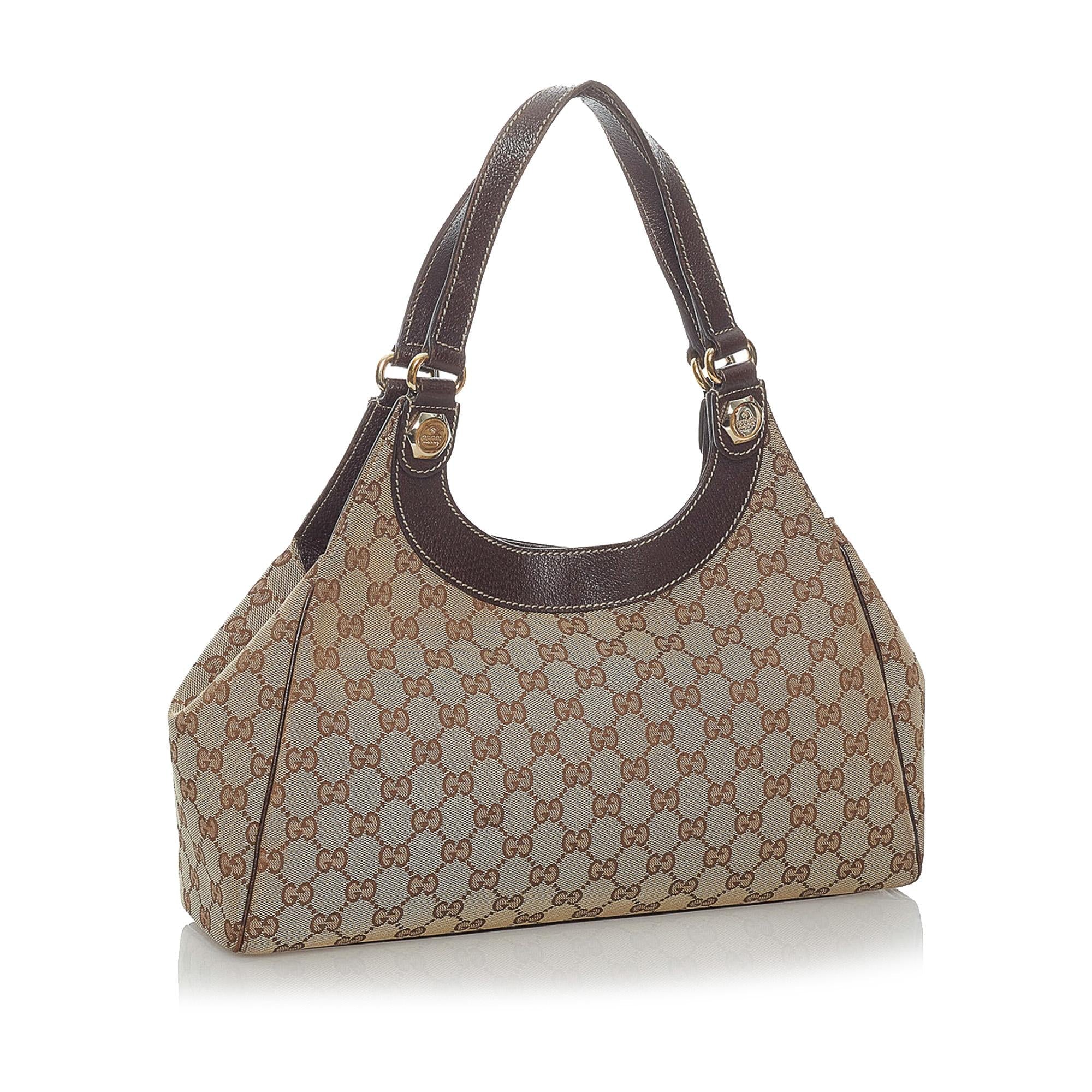 Gucci Gucci Canvas Charmy Shoulder Bag (SHG-30434)
