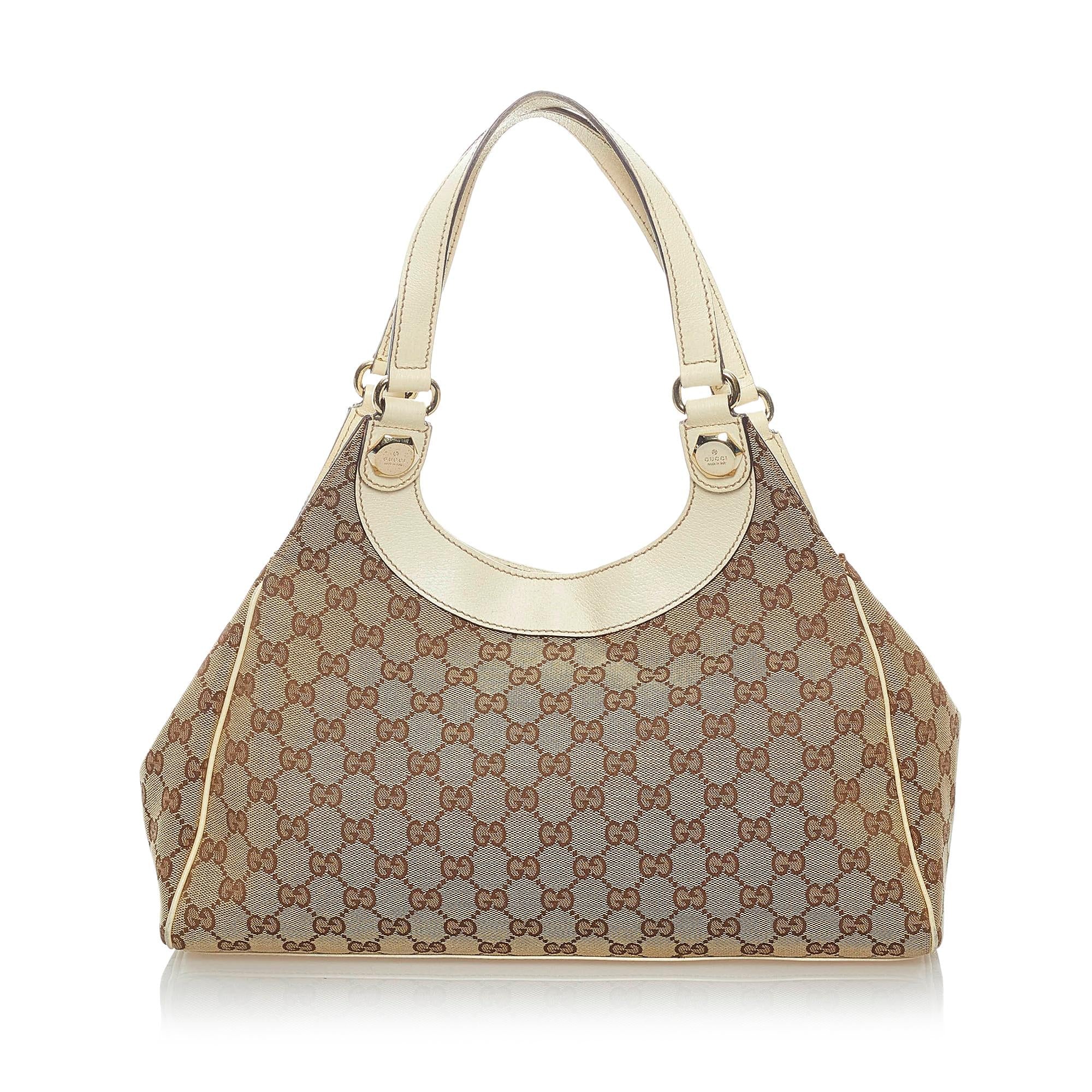 Gucci Gucci Canvas Charmy Shoulder Bag (SHG-32800)