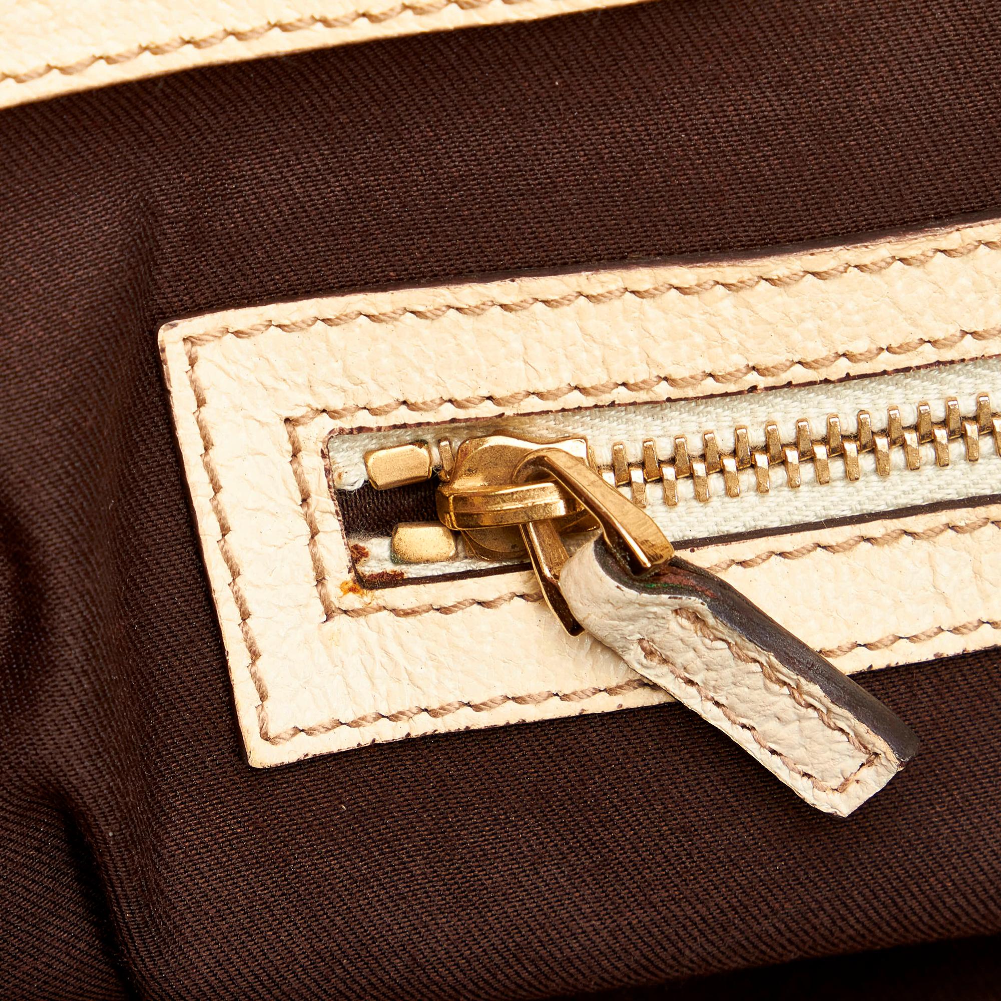 Gucci Gucci Canvas Charmy Shoulder Bag (SHG-32800)
