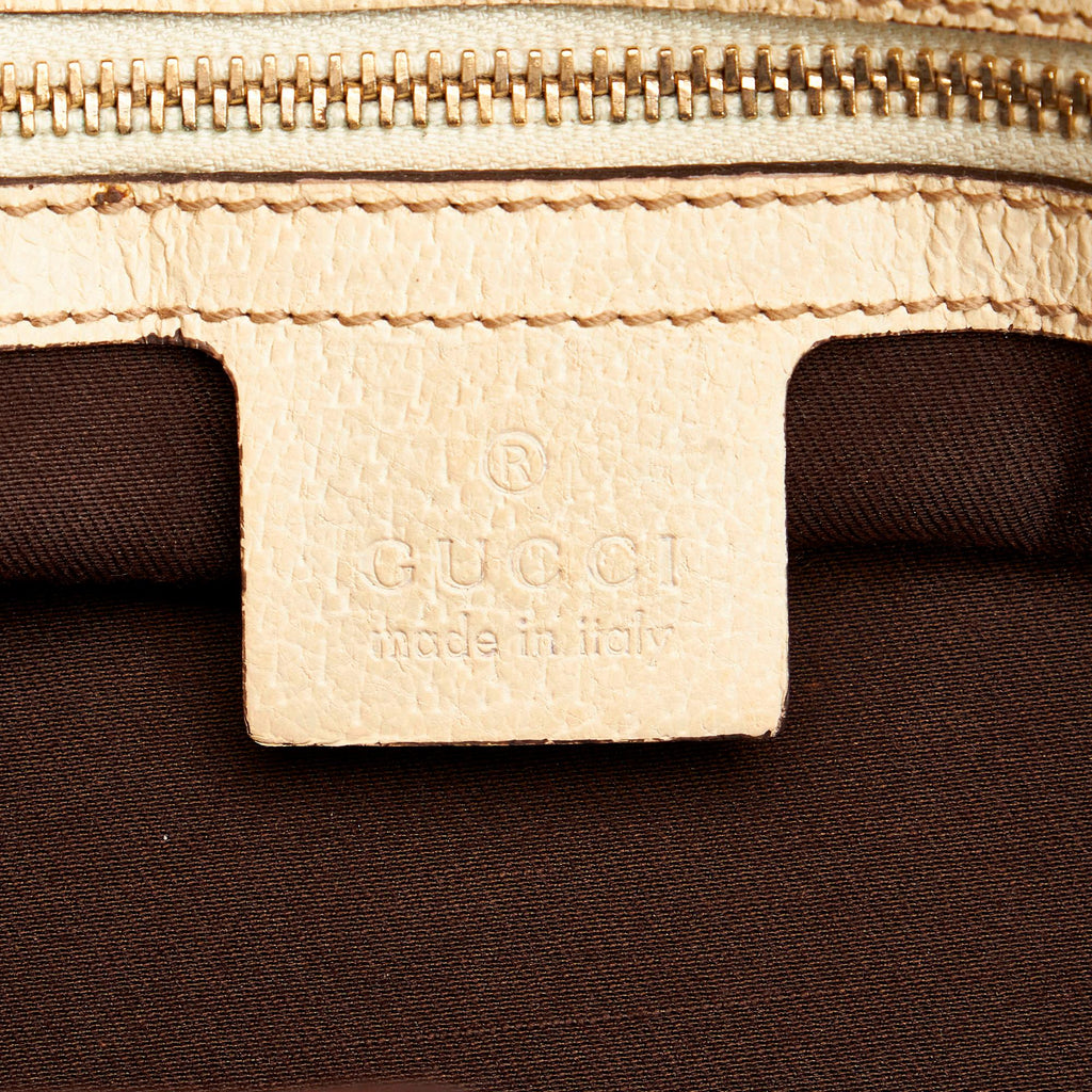 Gucci Gucci Canvas Charmy Shoulder Bag (SHG-32800)