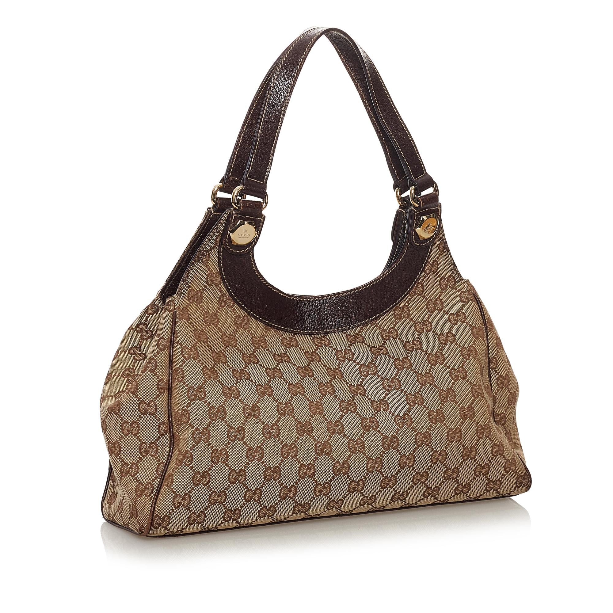 Gucci Gucci Canvas Charmy Shoulder Bag (SHG-32957)