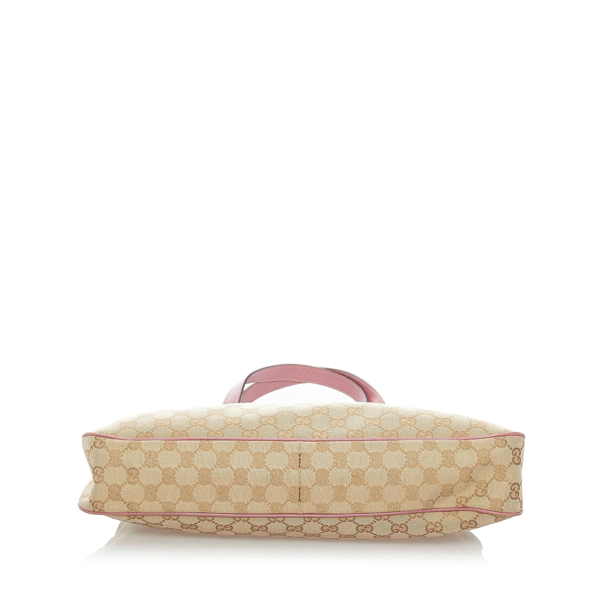 Gucci Gucci Canvas Charmy Shoulder Bag (SHG-33481)