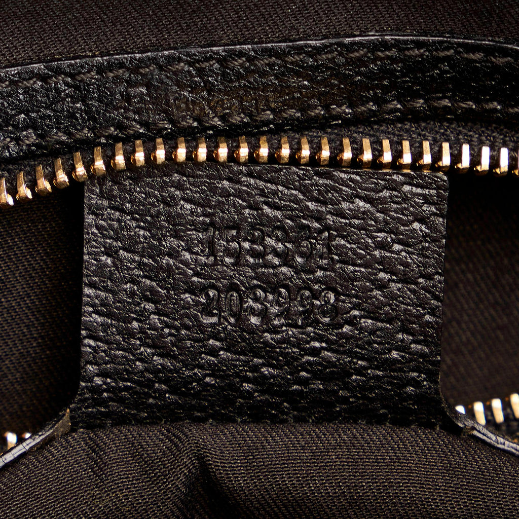 Gucci Gucci Canvas Charmy Shoulder Bag (SHG-33665)