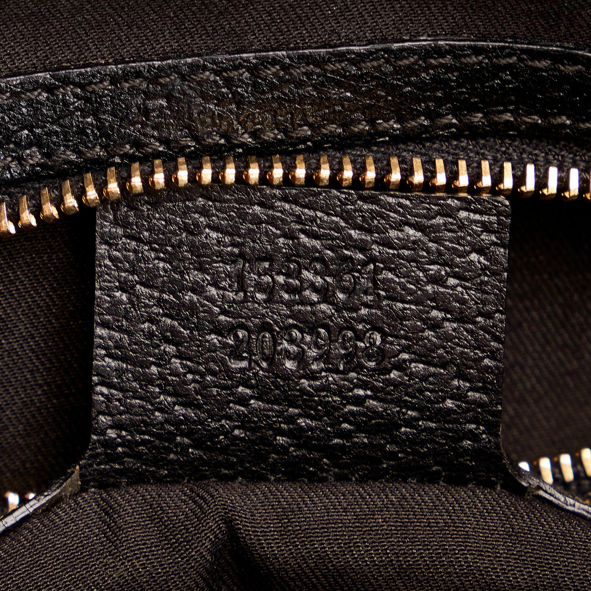 Gucci Gucci Canvas Charmy Shoulder Bag (SHG-33665)