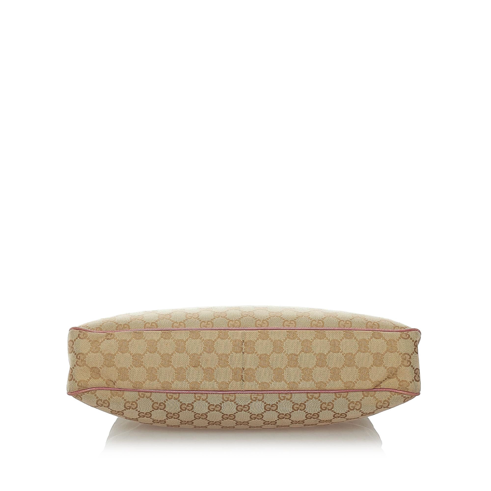 Gucci Gucci Canvas Charmy Shoulder Bag (SHG-33974)