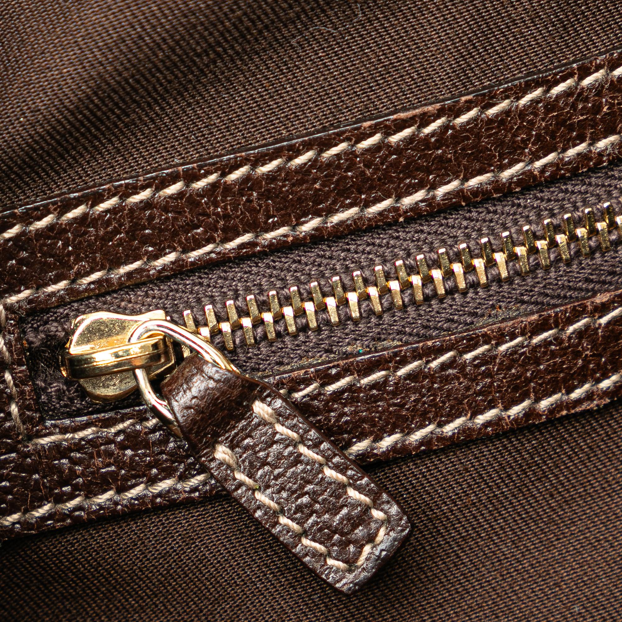 Gucci GG Canvas Charmy Shoulder Bag (SHG-WEFu6i)