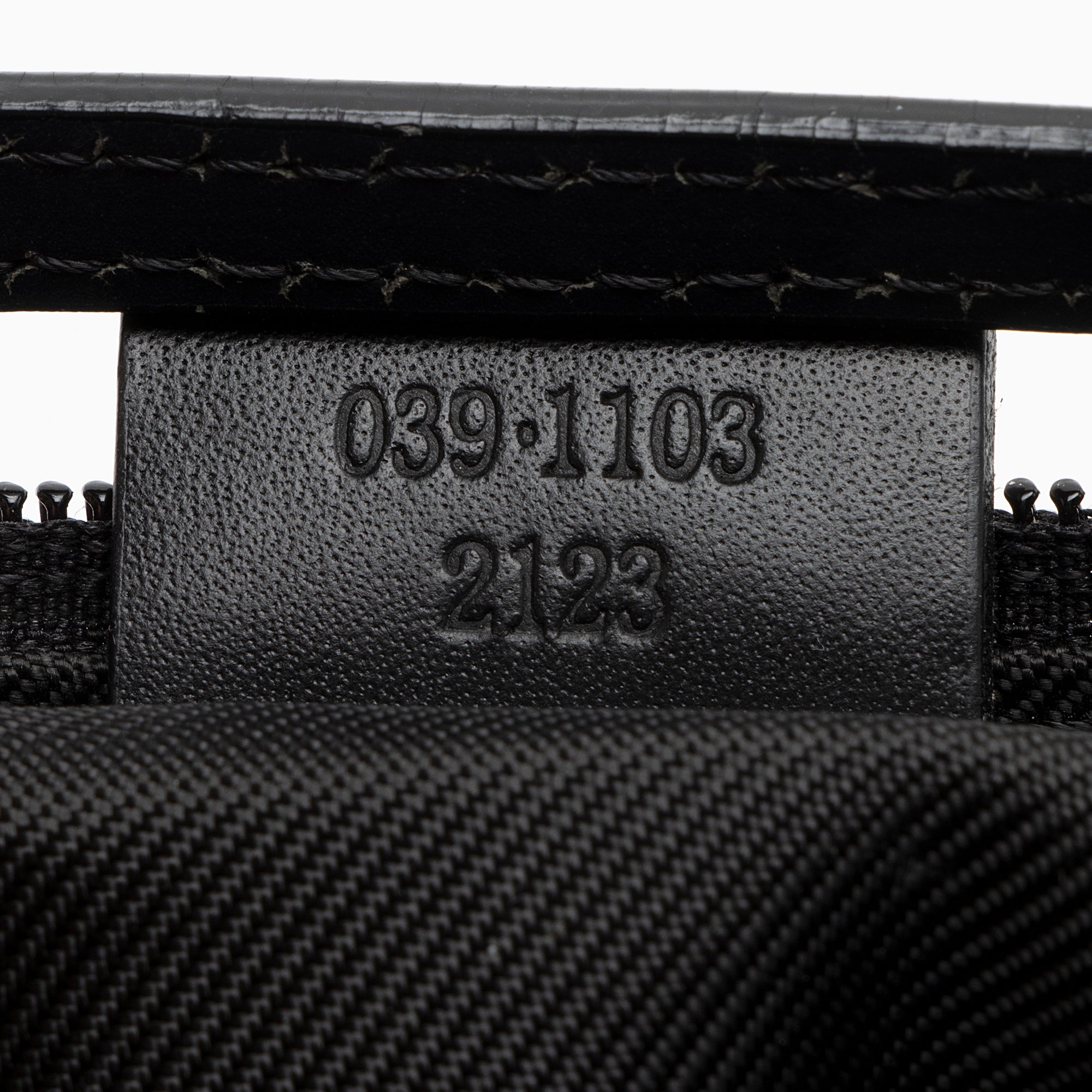 Gucci GG Canvas Classic Pochette (SHF-23662)