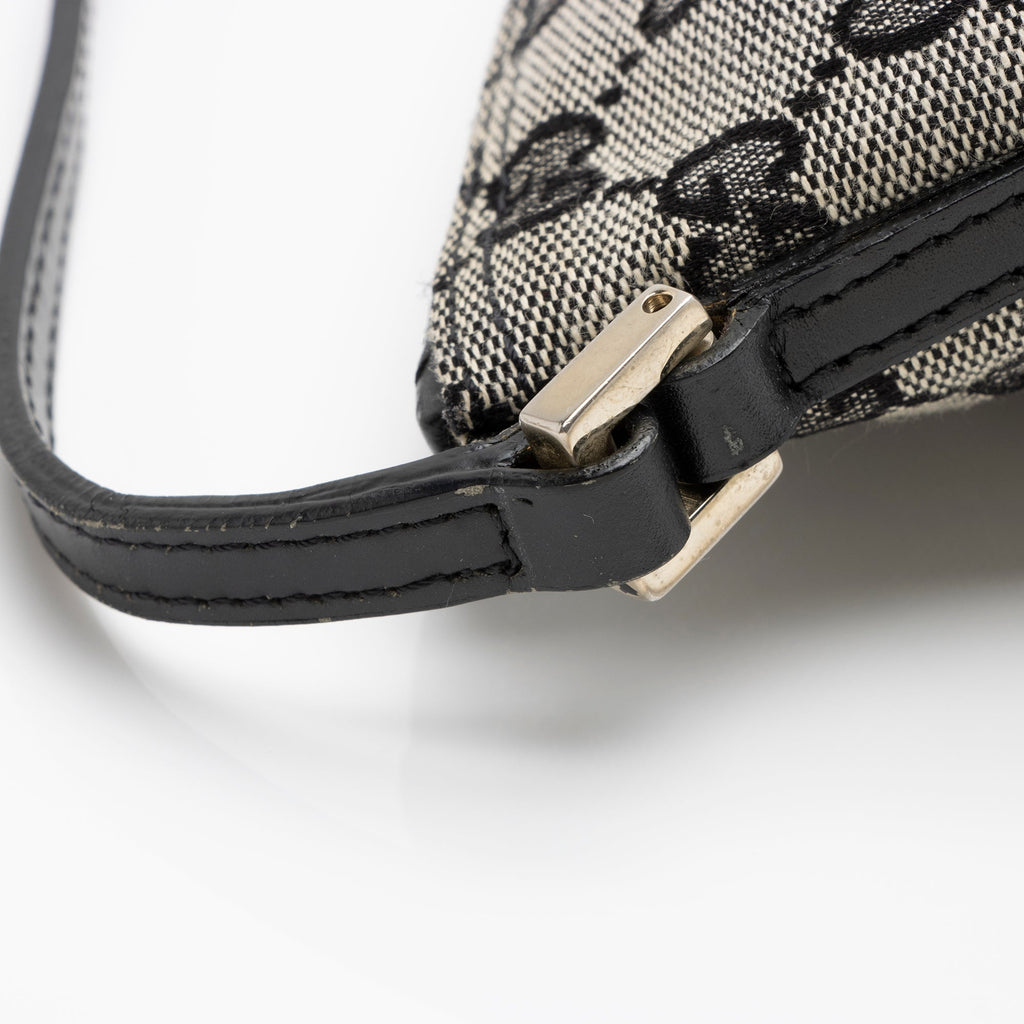 Gucci GG Canvas Classic Pochette (SHF-23662)