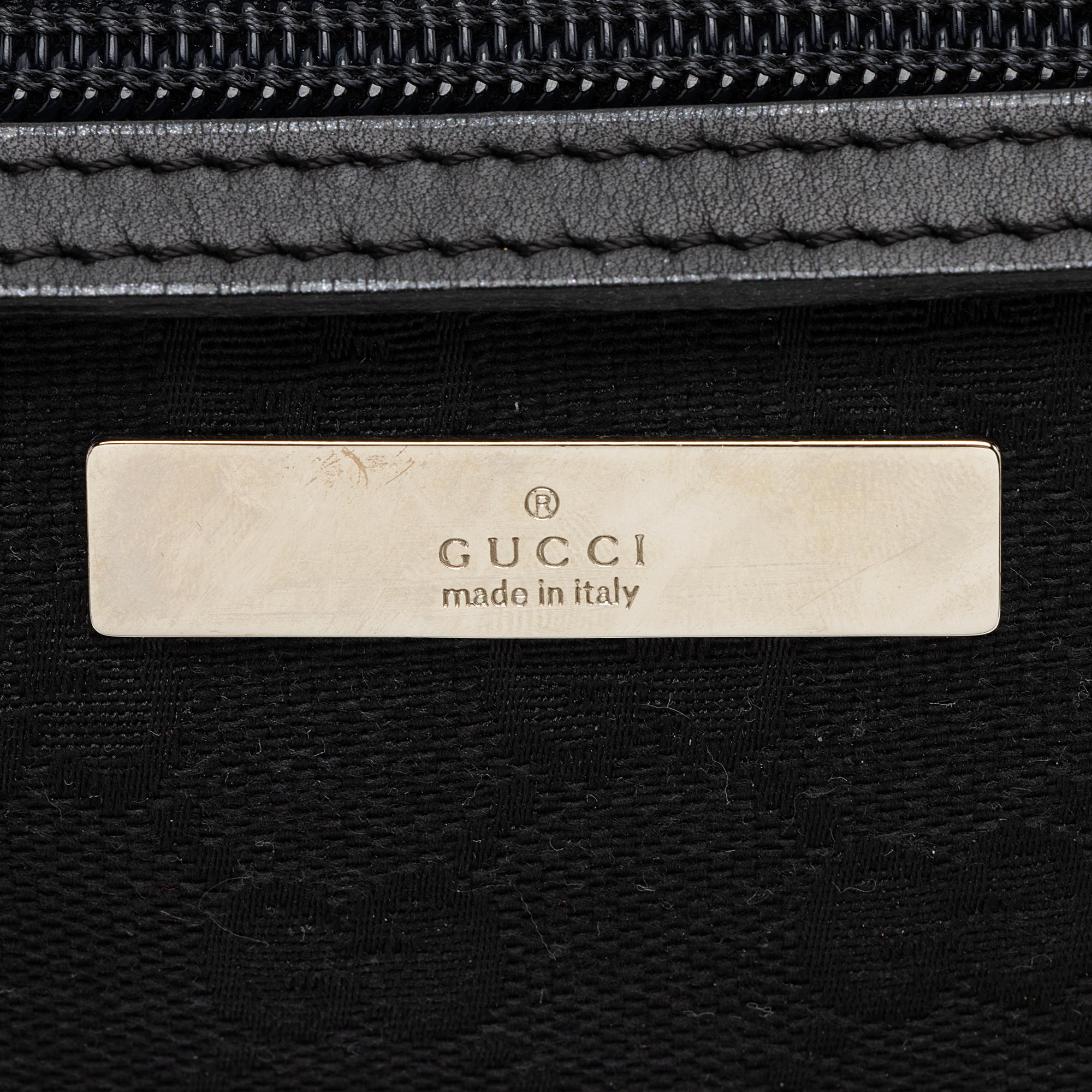 Gucci GG Canvas Classic Pochette (SHF-cCuOk2)