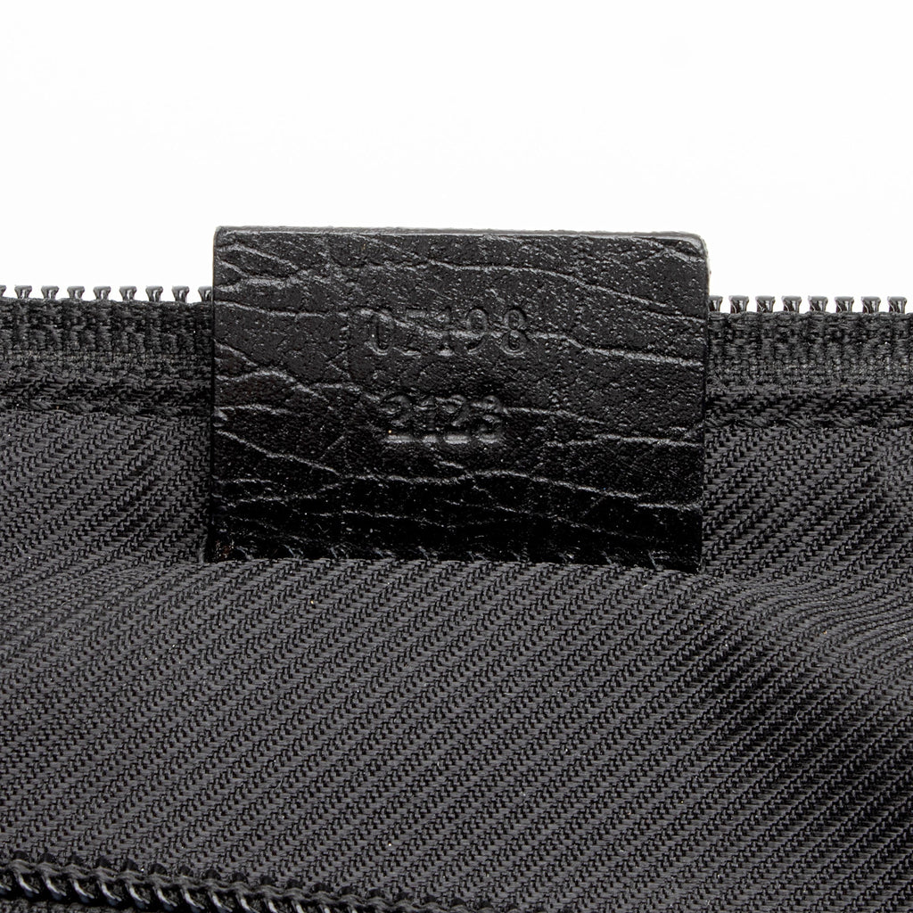 Gucci GG Canvas Classic Pochette (SHF-8YZvvs)