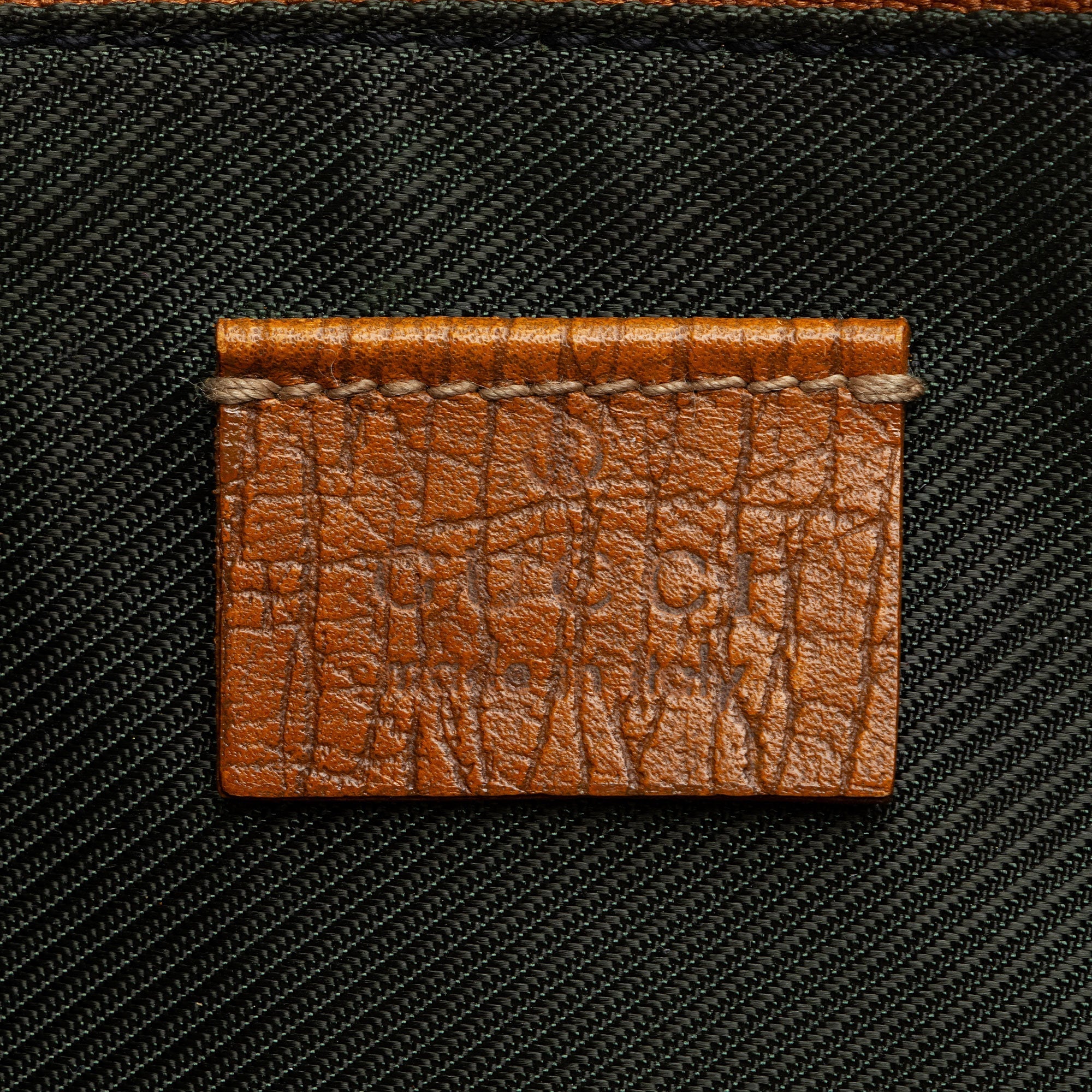 Gucci GG Canvas Classic Pochette (SHF-HgP2iI)