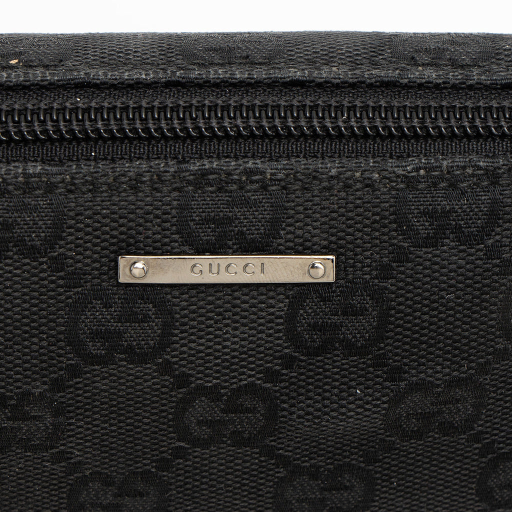 Gucci GG Canvas Classic Pochette