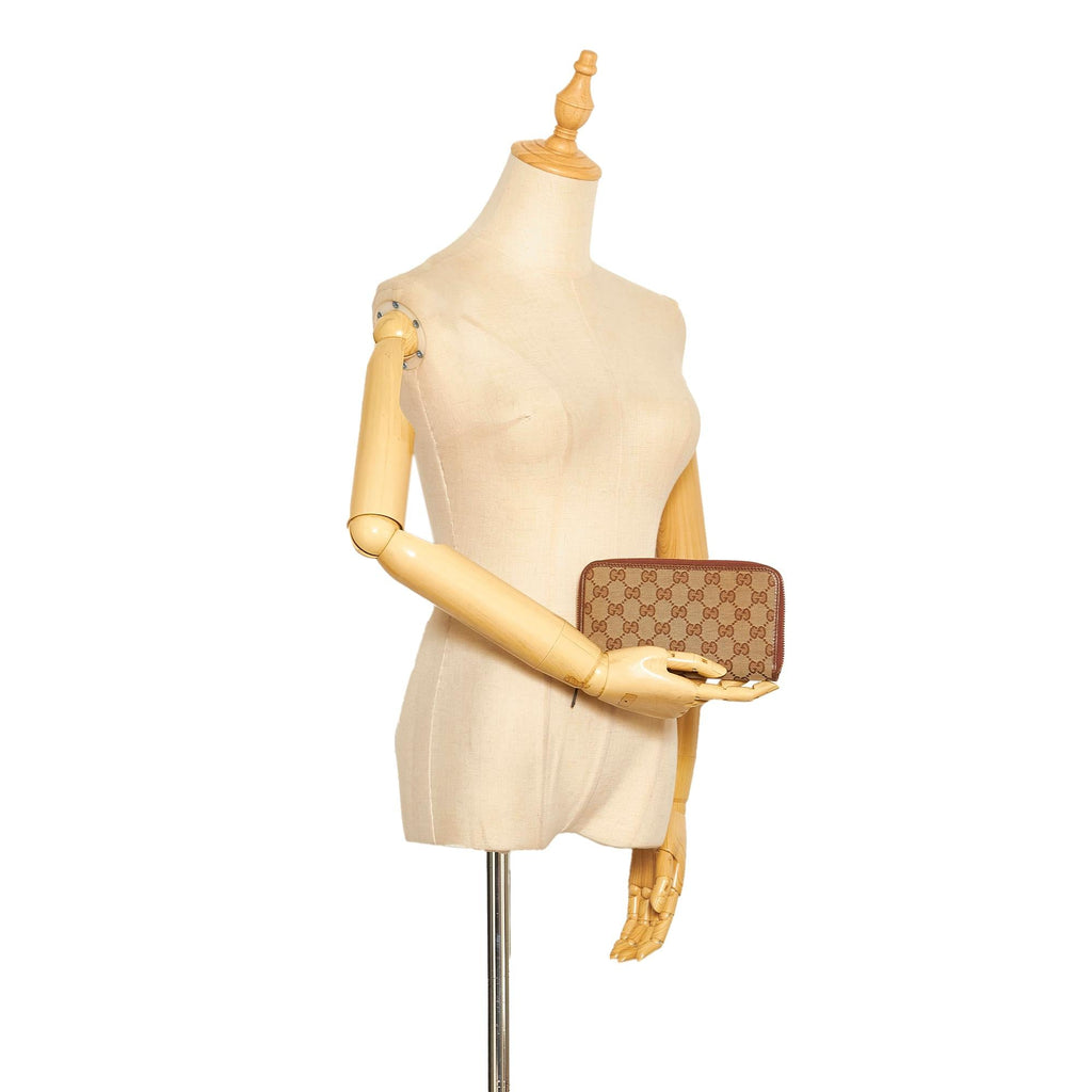 Gucci GG Canvas Continental Wallet (SHG-fP01QB)