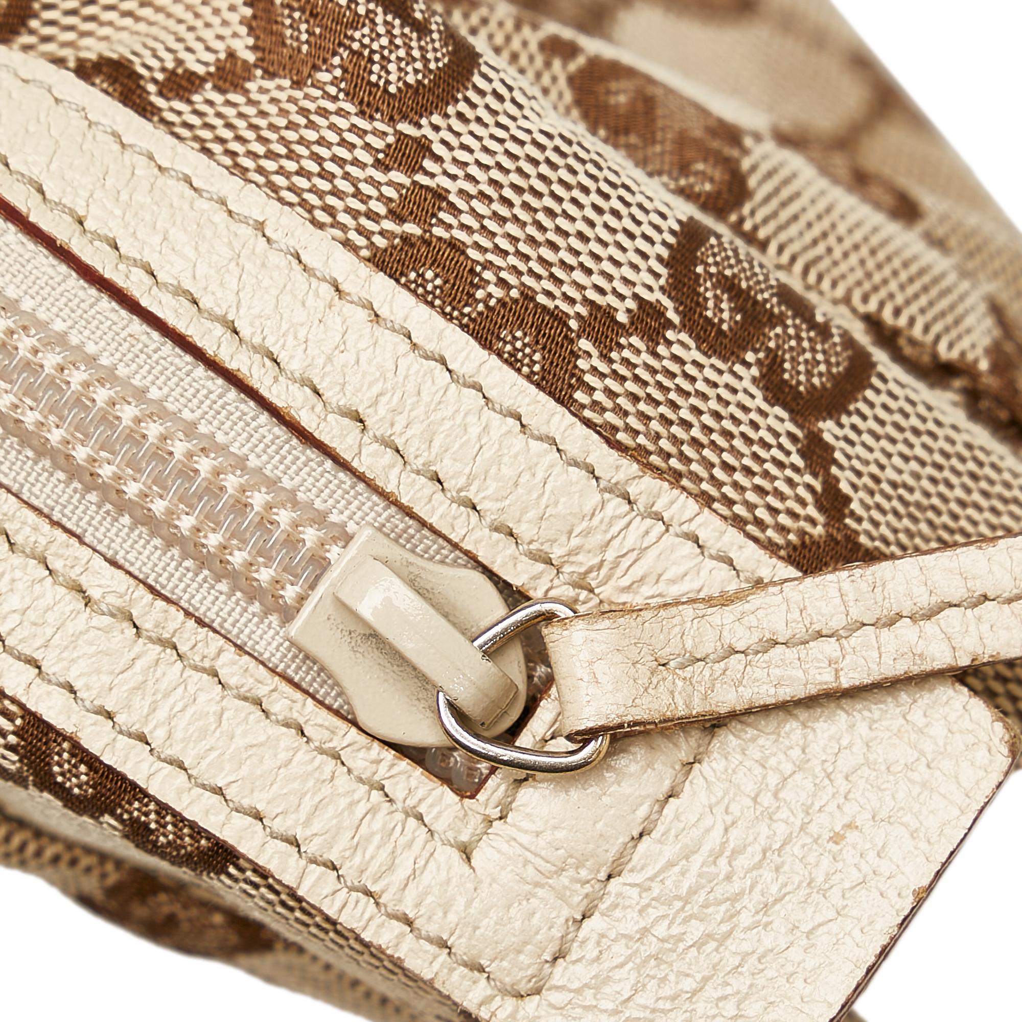 Gucci Gucci Canvas Cosmetic Pouch (SHG-32649)