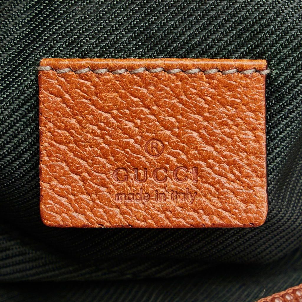 Gucci GG Canvas Cosmetic Pouch (SHG-CMpNy5)