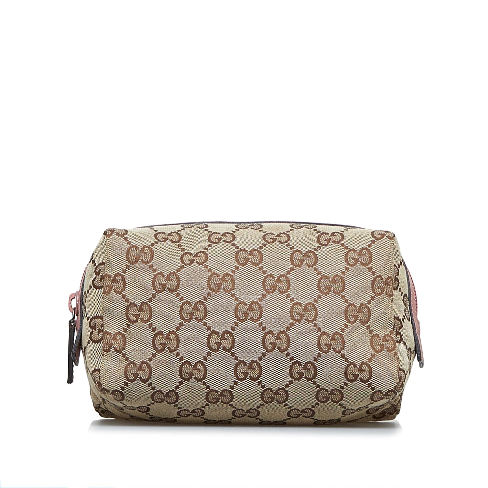 Gucci GG Canvas Cosmetic Pouch (SHG-naEElv)