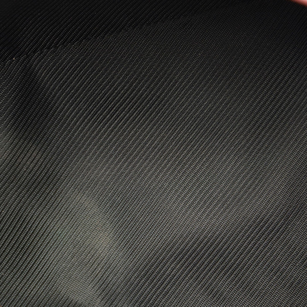Gucci GG Canvas Cosmetic Pouch (SHG-naEElv)
