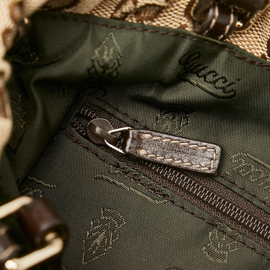 Gucci Gucci Canvas Crest Handbag (SHG-25768)