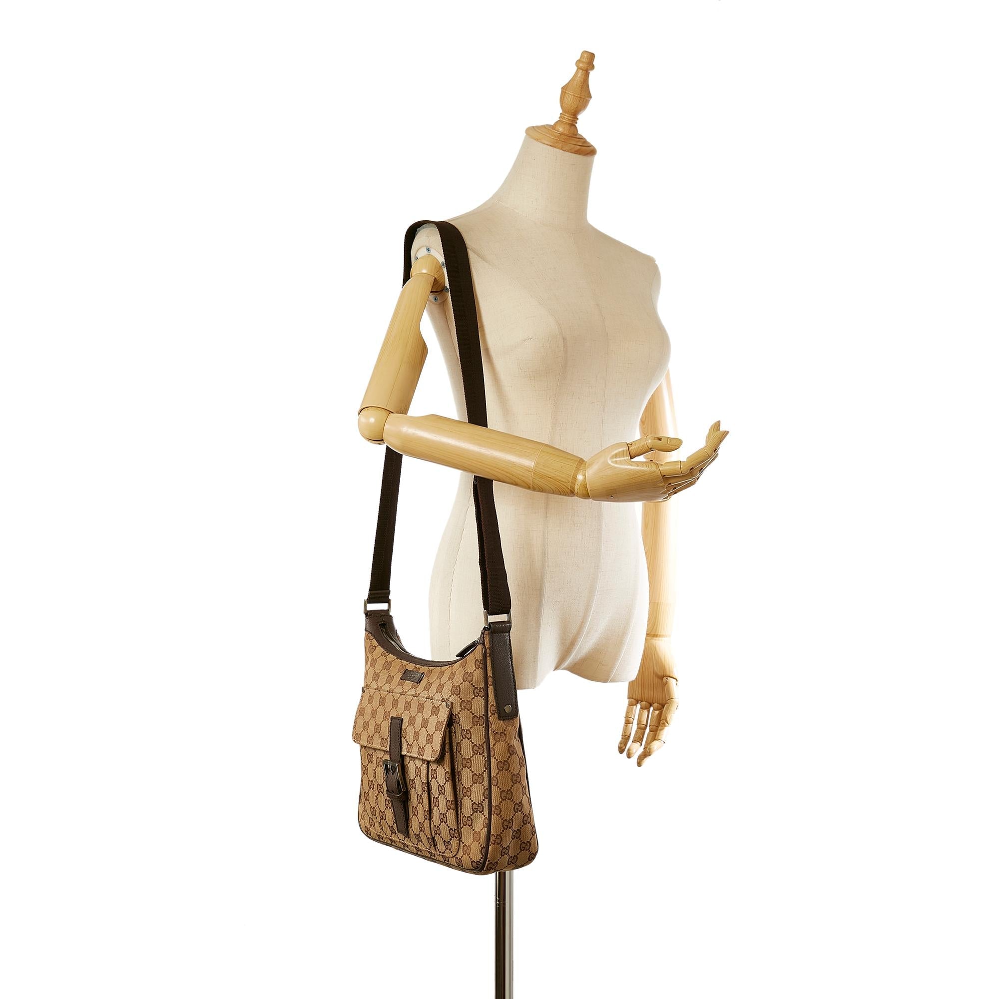 Gucci Gucci Canvas Crossbody Bag (SHG-23705)