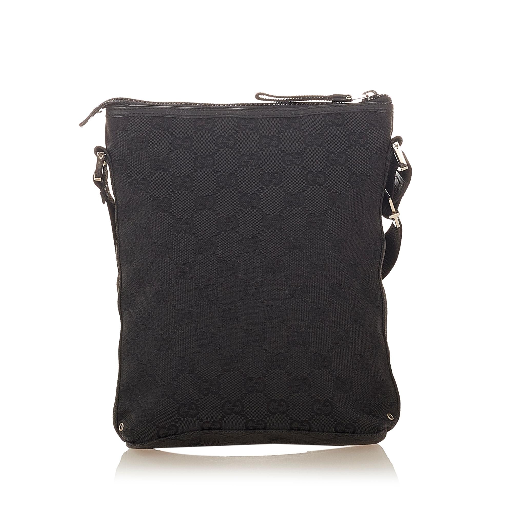 Gucci Gucci Canvas Crossbody Bag (SHG-24570)
