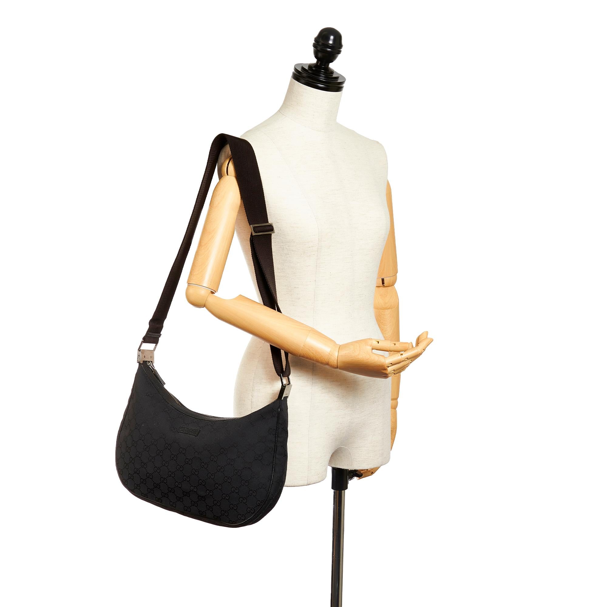 Gucci Gucci Canvas Crossbody Bag (SHG-27456)