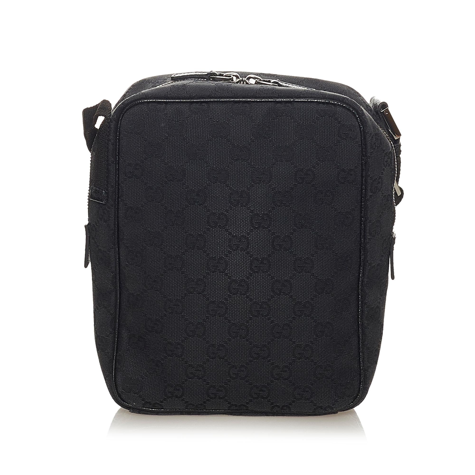Gucci Gucci Canvas Crossbody Bag (SHG-27476)