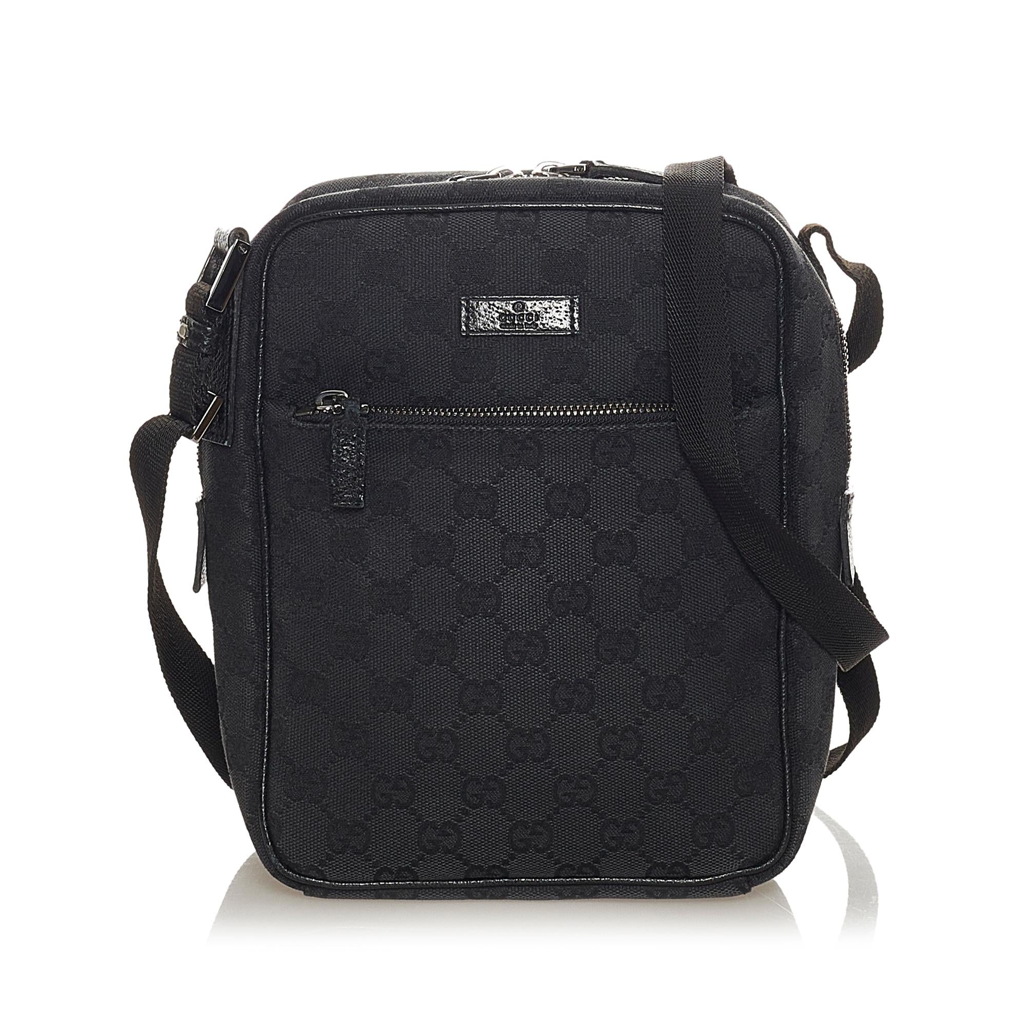 Gucci Gucci Canvas Crossbody Bag (SHG-27476)