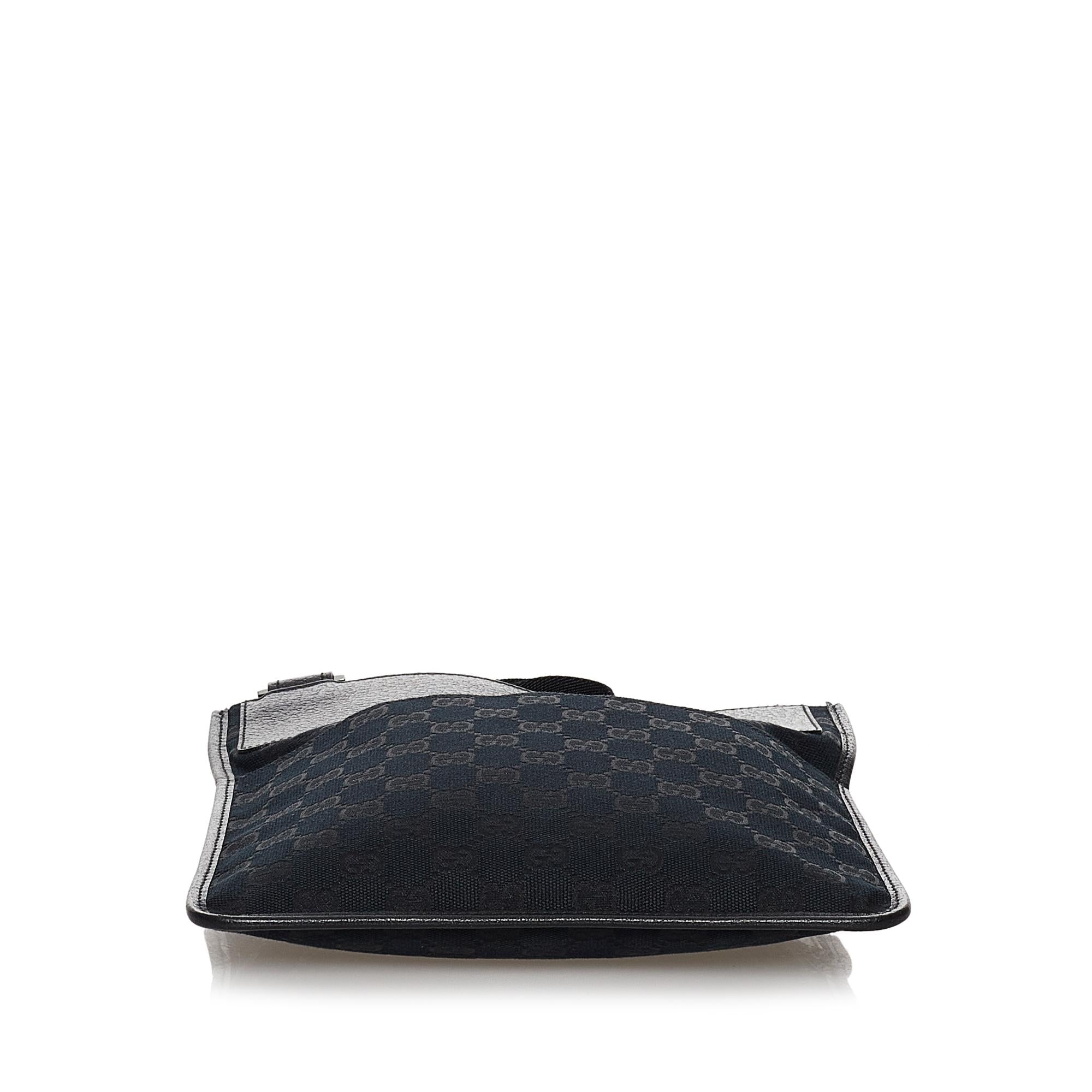 Gucci Gucci Canvas Crossbody Bag (SHG-30009)