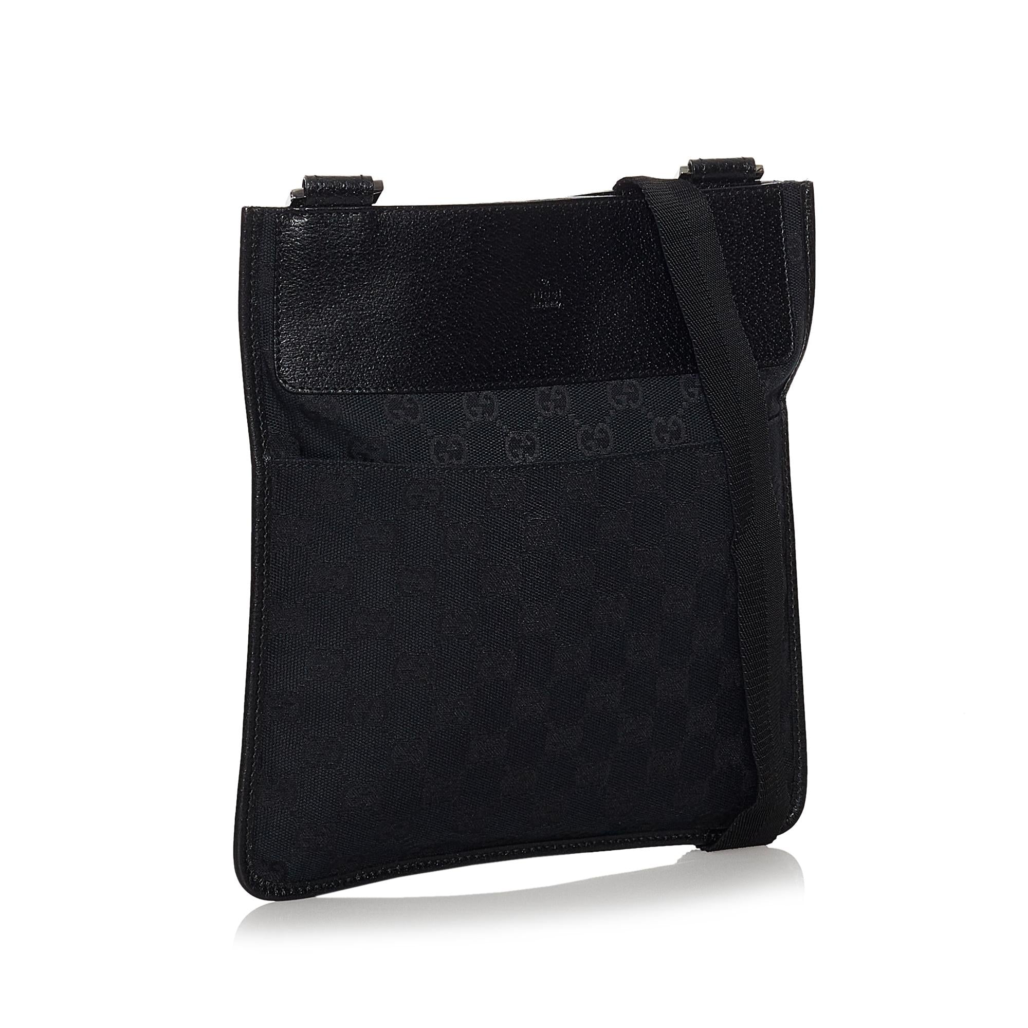 Gucci Gucci Canvas Crossbody Bag (SHG-30009)