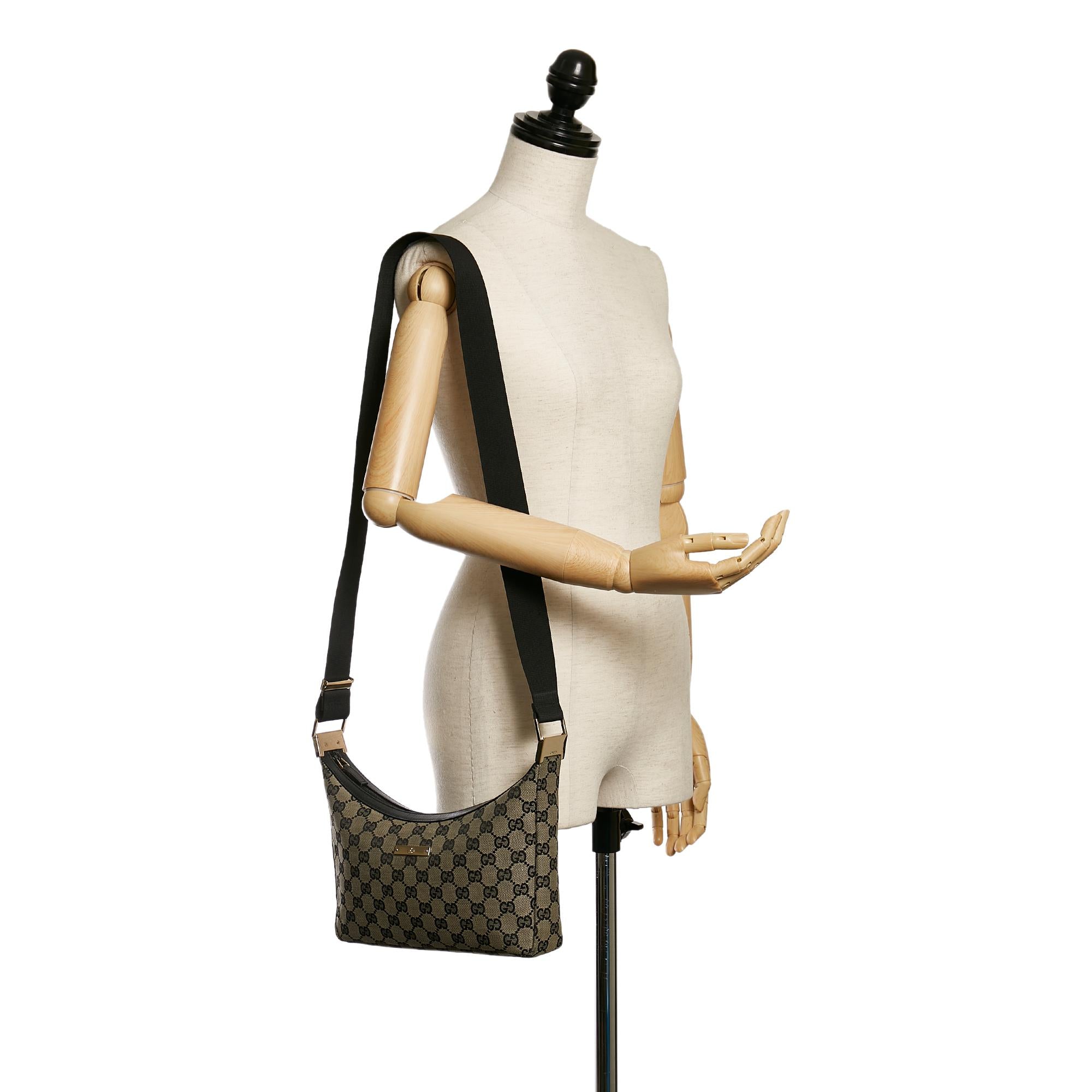 Gucci Gucci Canvas Crossbody Bag (SHG-30595)