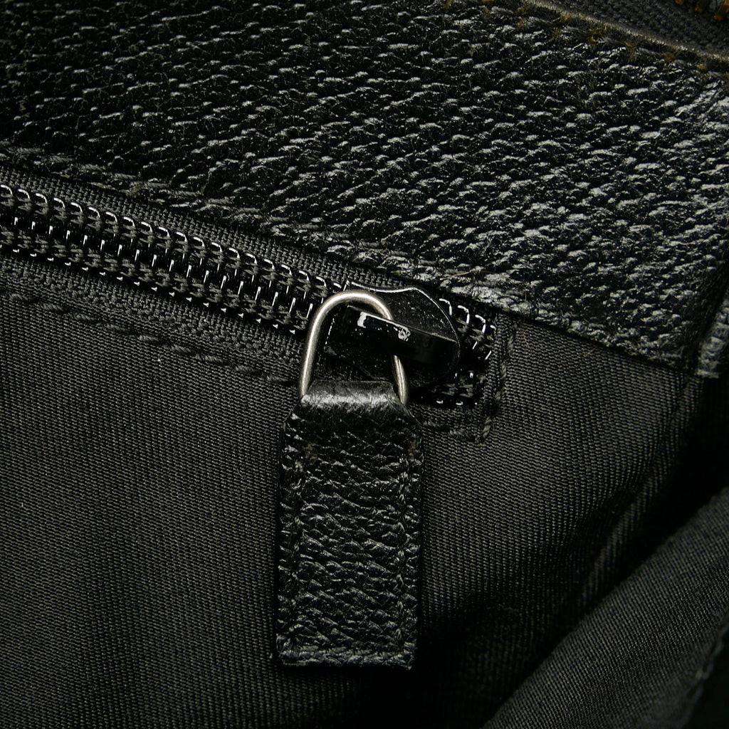 Gucci Gucci Canvas Crossbody Bag (SHG-31768)