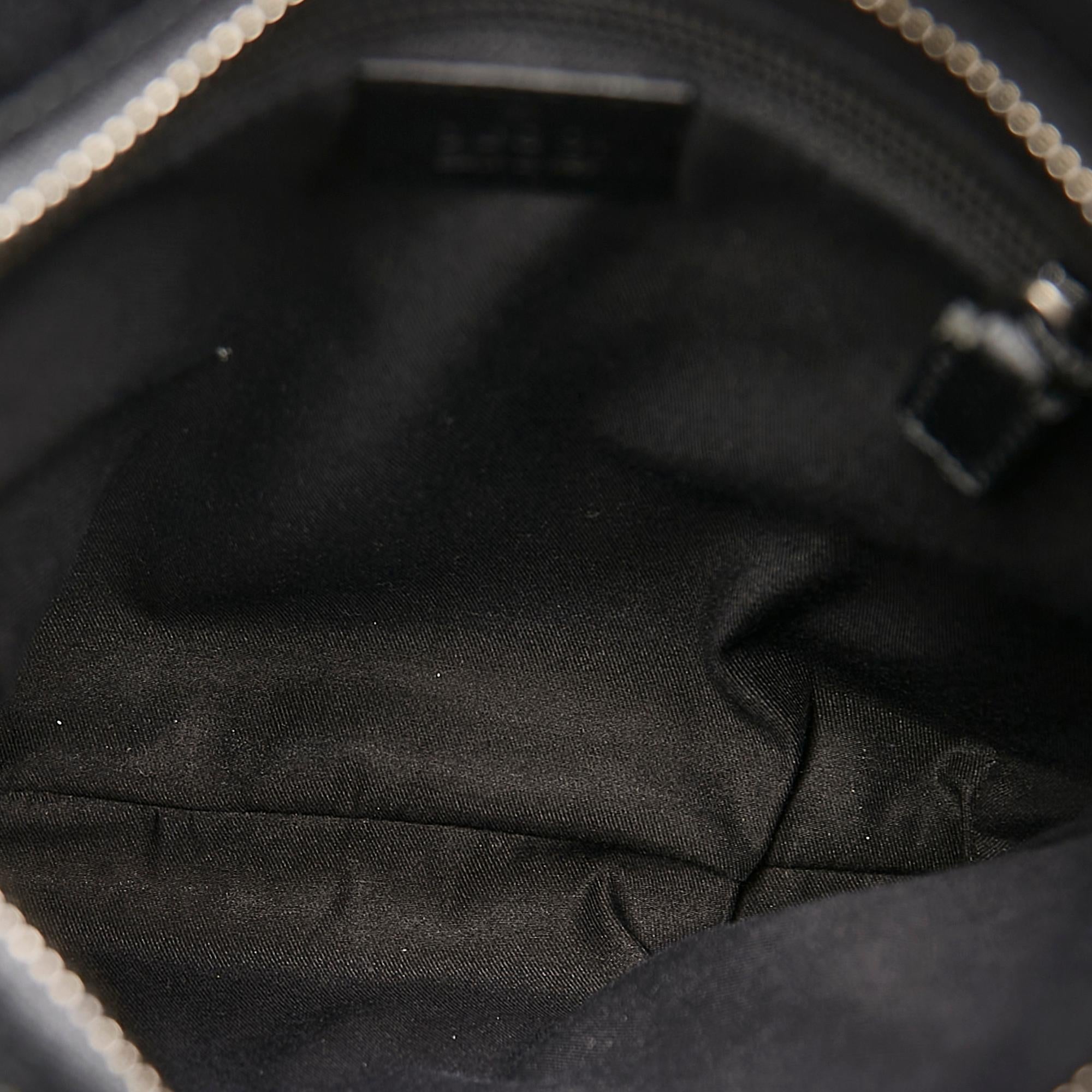 Gucci Gucci Canvas Crossbody Bag (SHG-31994)