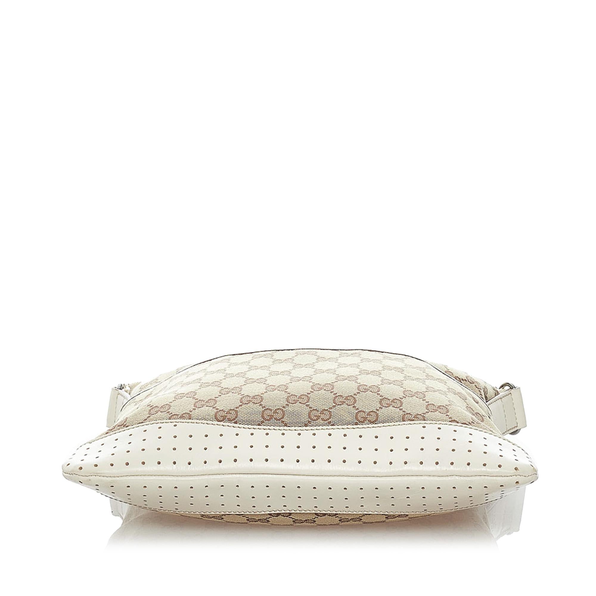 Gucci Gucci Canvas Crossbody Bag (SHG-32226)