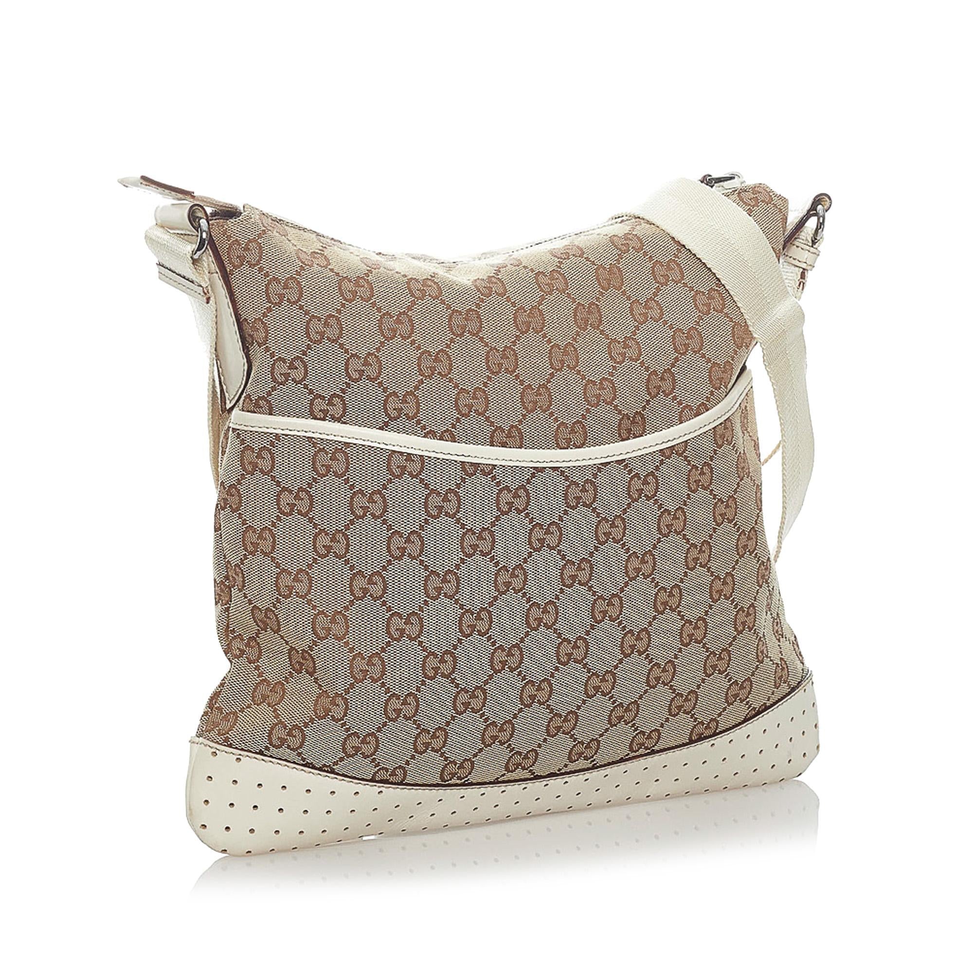 Gucci Gucci Canvas Crossbody Bag (SHG-32226)