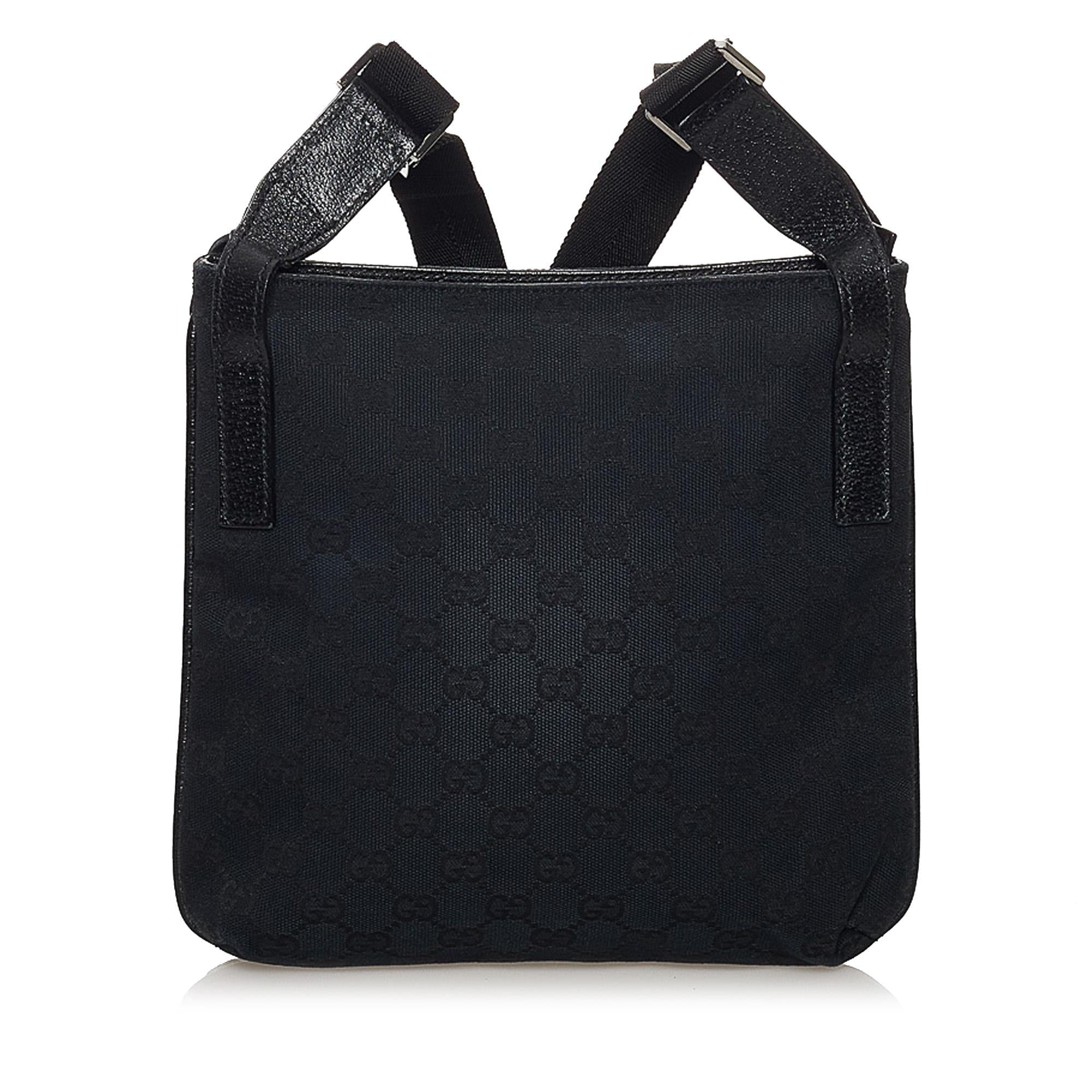 Gucci Gucci Canvas Crossbody Bag (SHG-32236)
